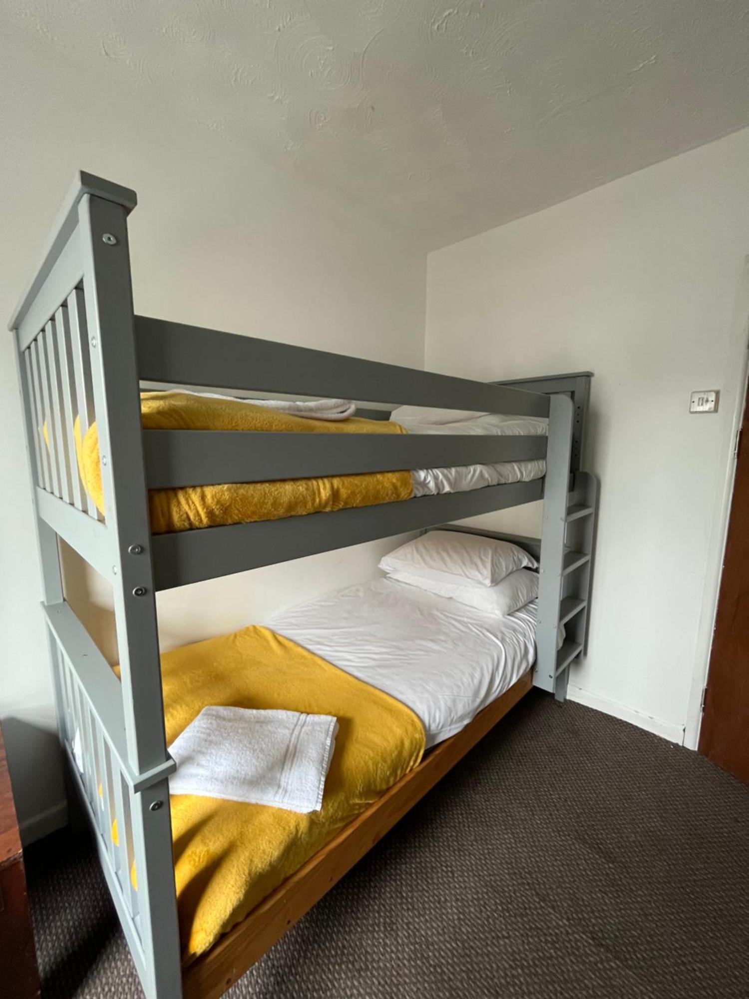 Twin Room with Shared Bathroom