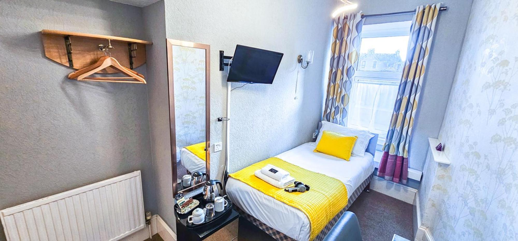 Budget Single Room,1541467306:JPEG