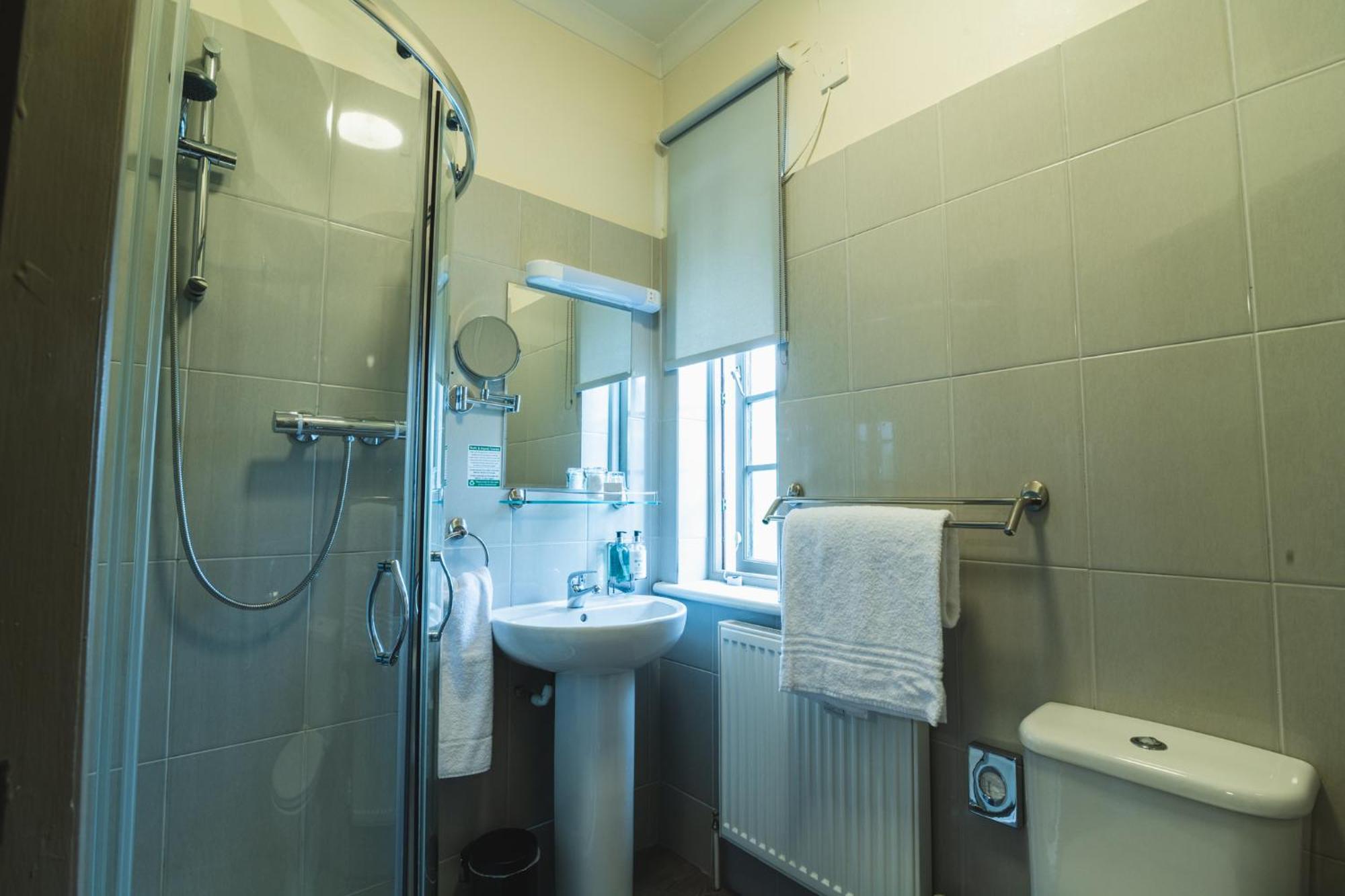 Chambre Simple Standard avec Douche