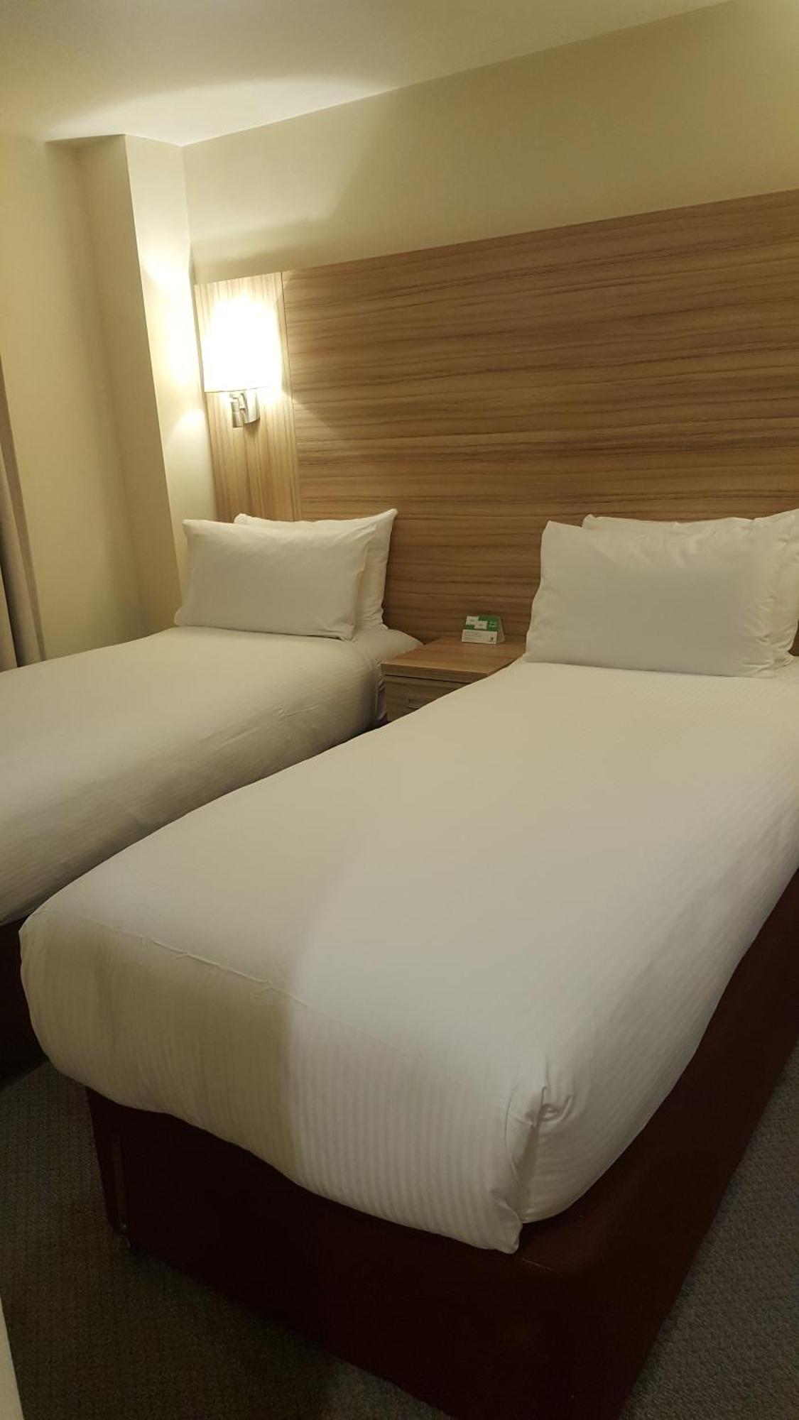 Quarto Standard com 2 Camas de Solteiro