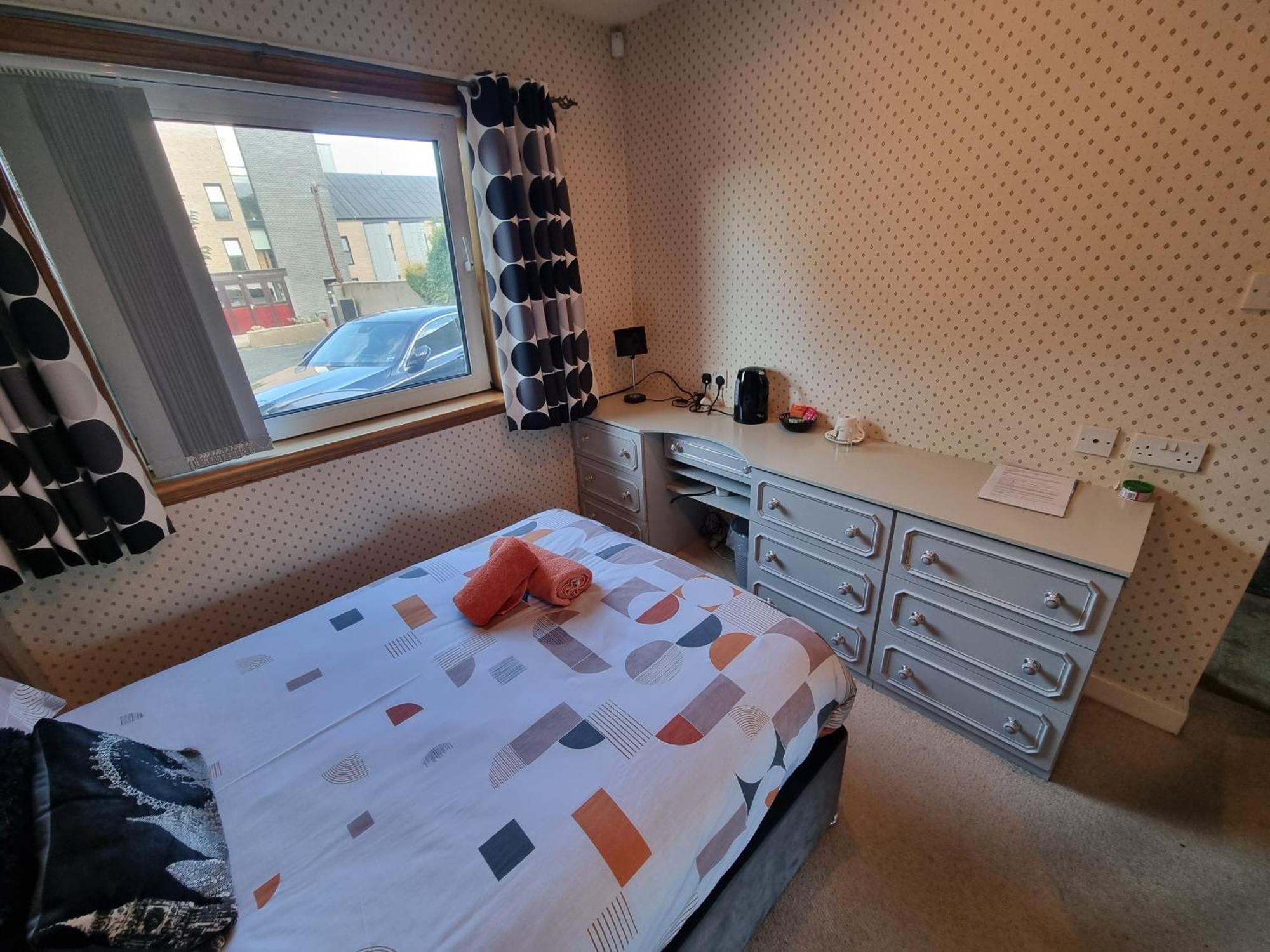 Eenpersoonskamer met Externe Badkamer