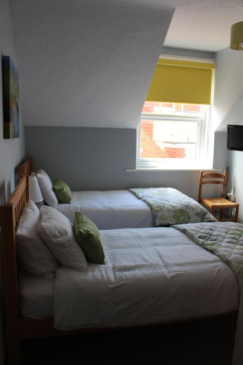 Standard Twin Room,1548753112:JPEG