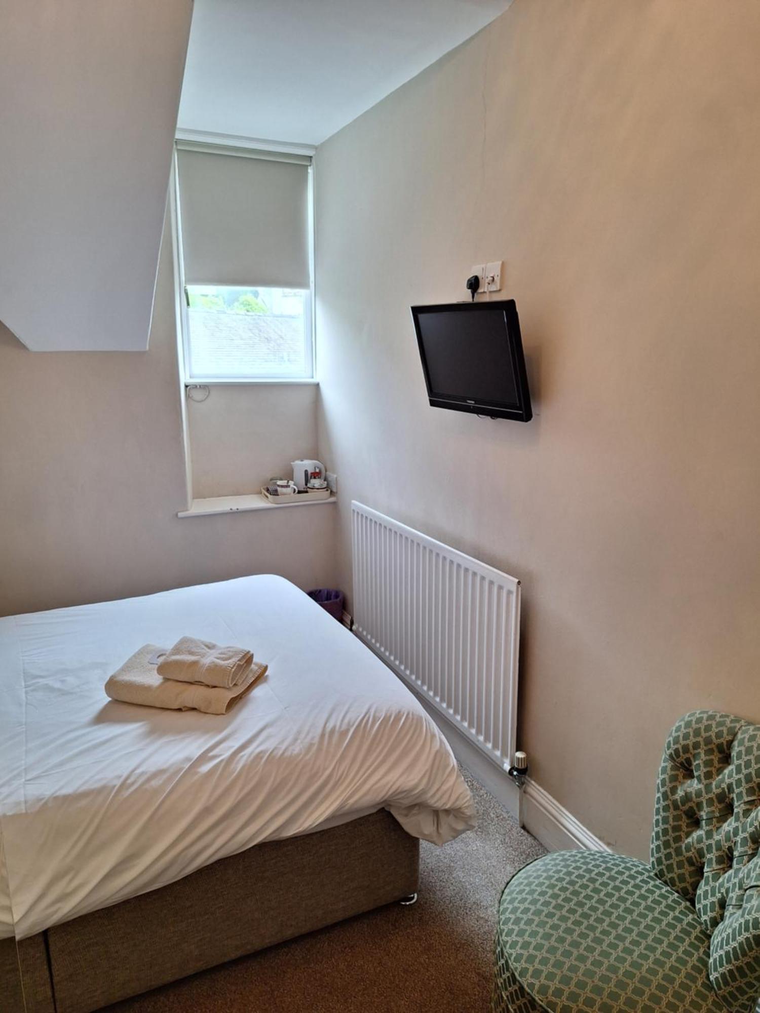 Large Single Room,1549424044:JPEG