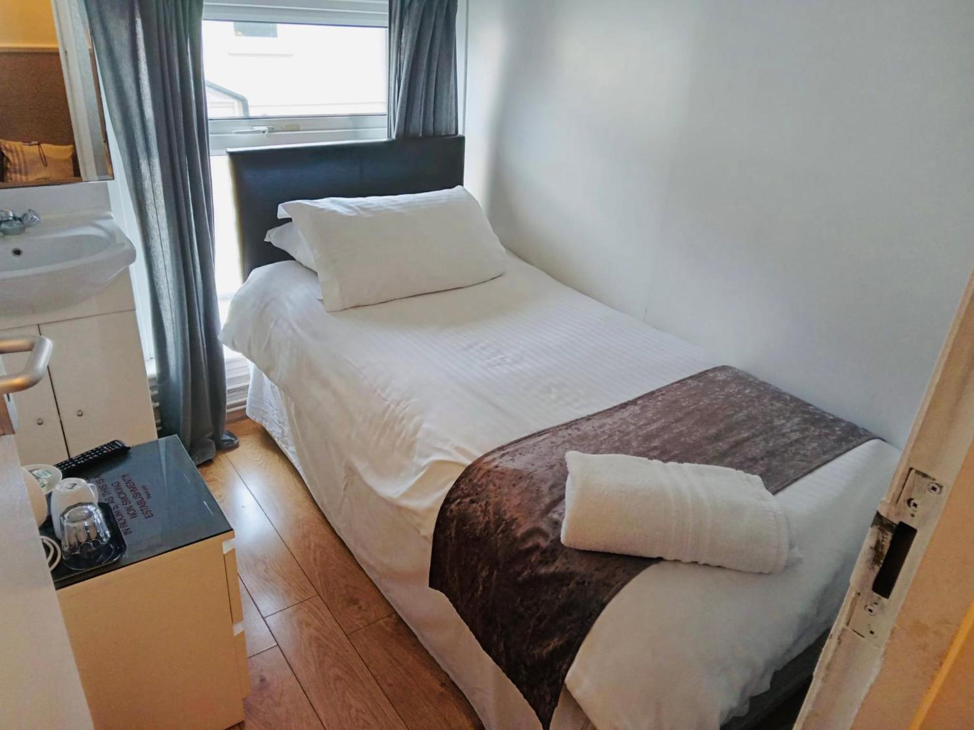Habitación Individual Económica