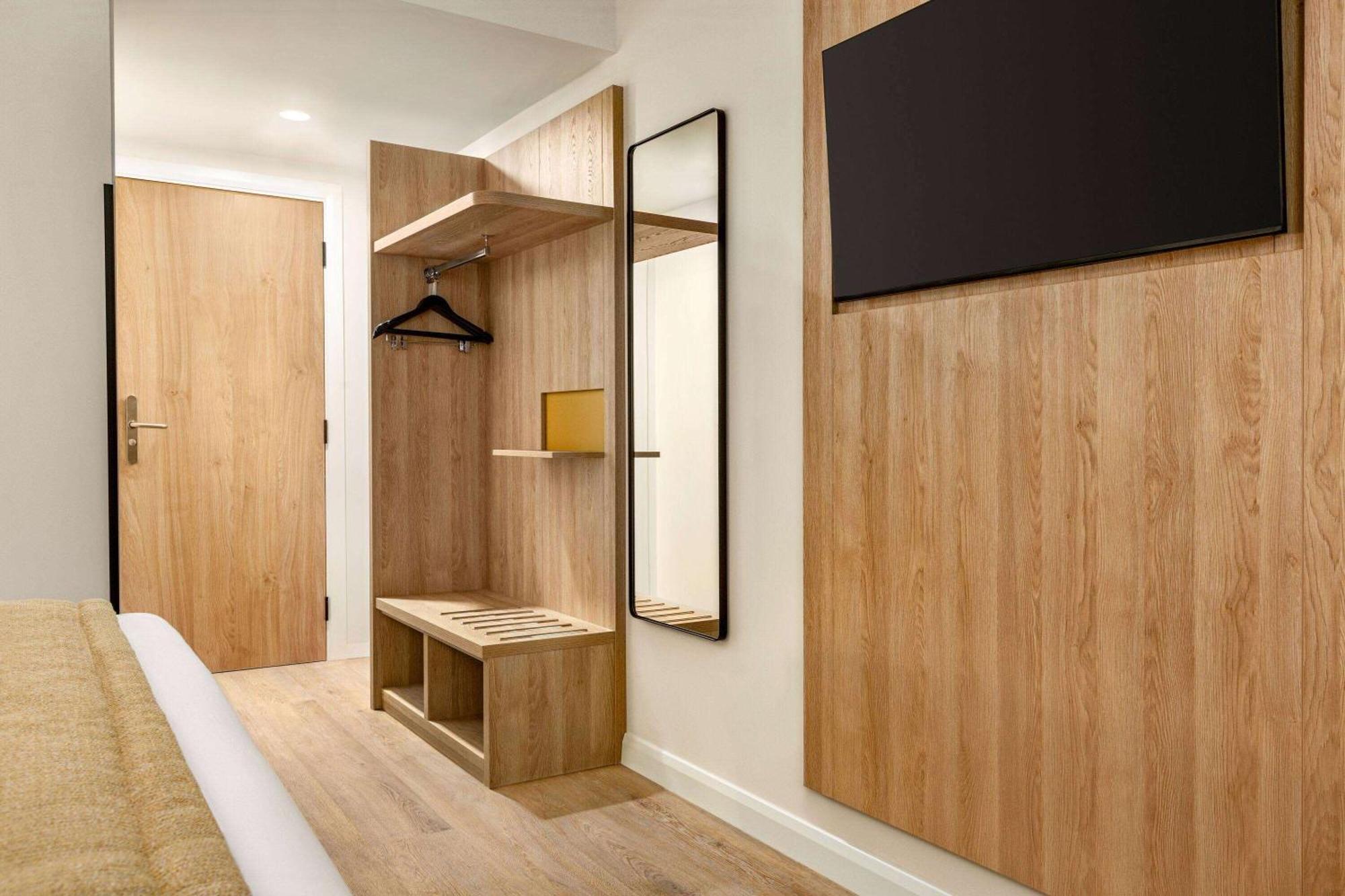 Standard Twin Room,1552226554:JPEG