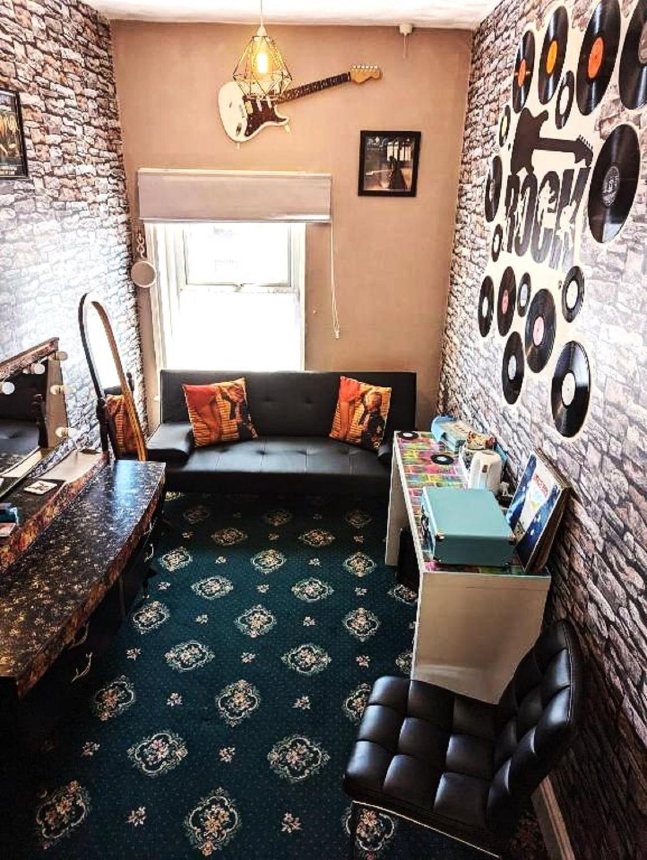 One-Bedroom Suite,1259211337:JPEG