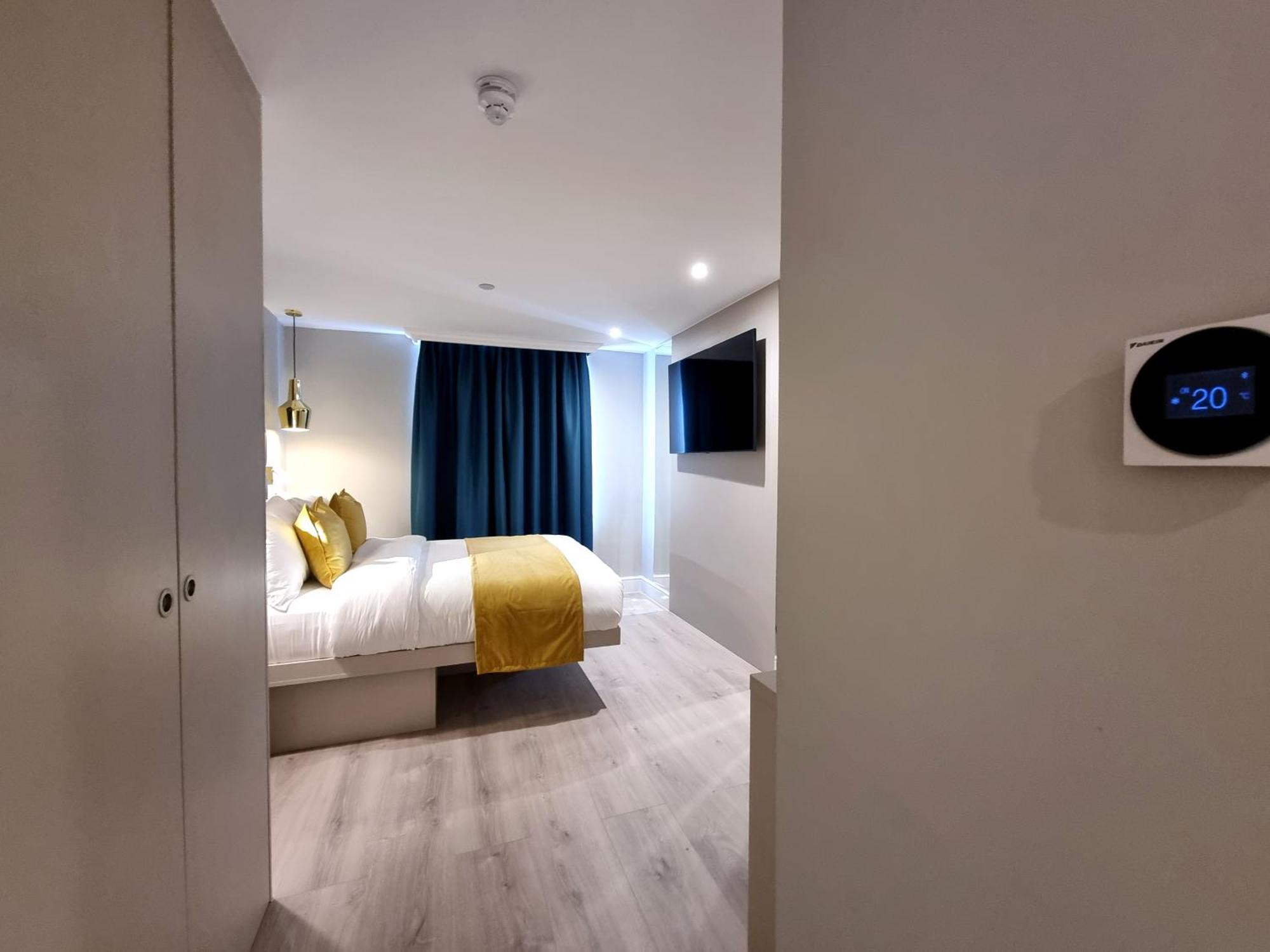 Double Studio,1553855155:JPEG