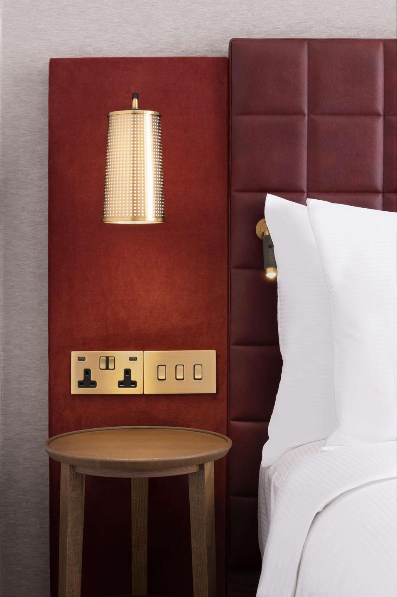 Quarto com Cama Queen-size