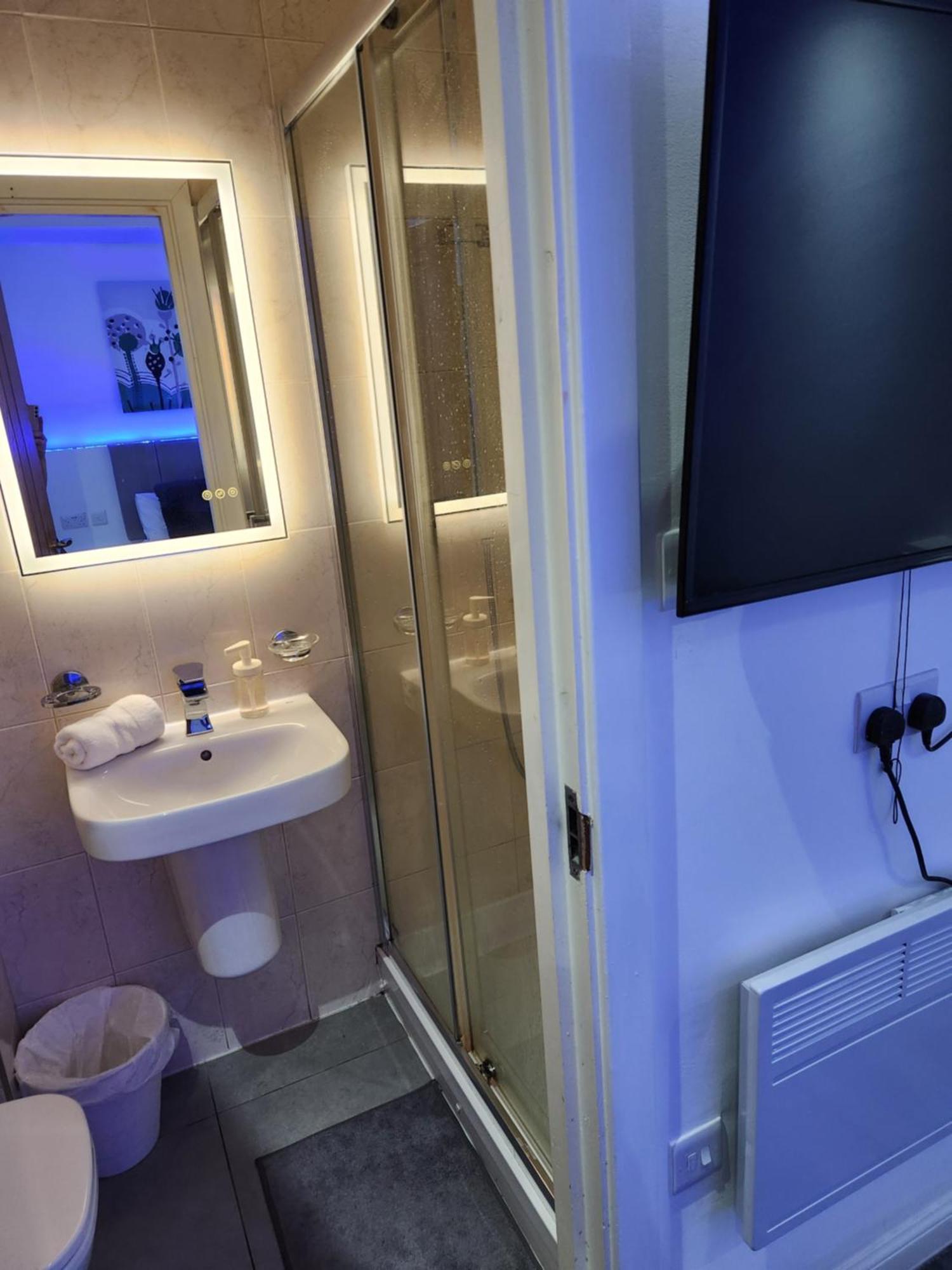 Tweepersoonskamer met Eigen Badkamer