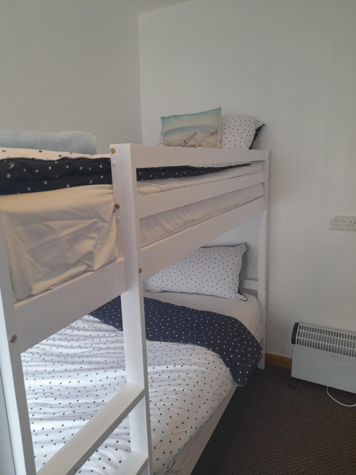 Family Room,1581032237:JPEG