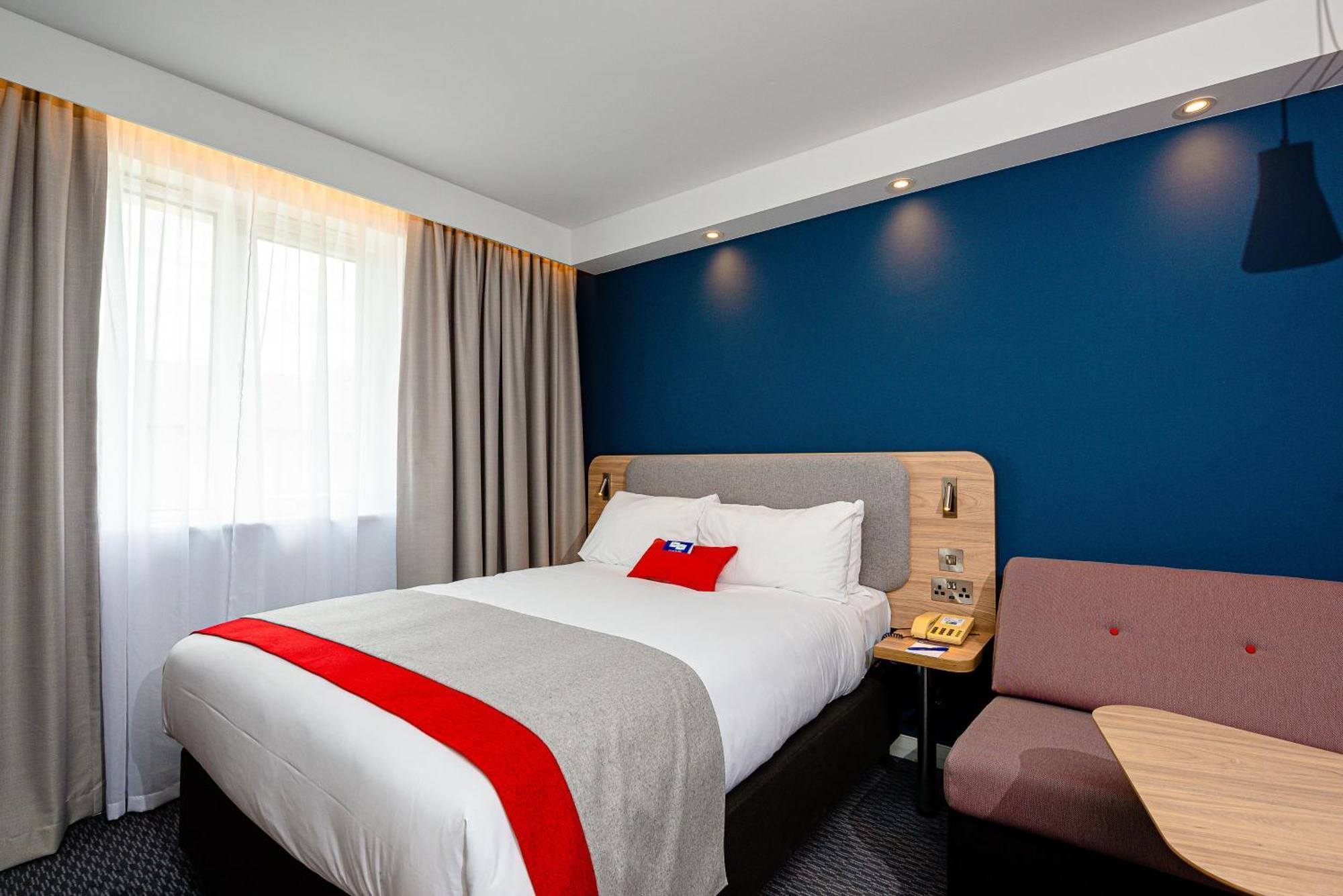 Standard Double Room Sofa Bed Hot