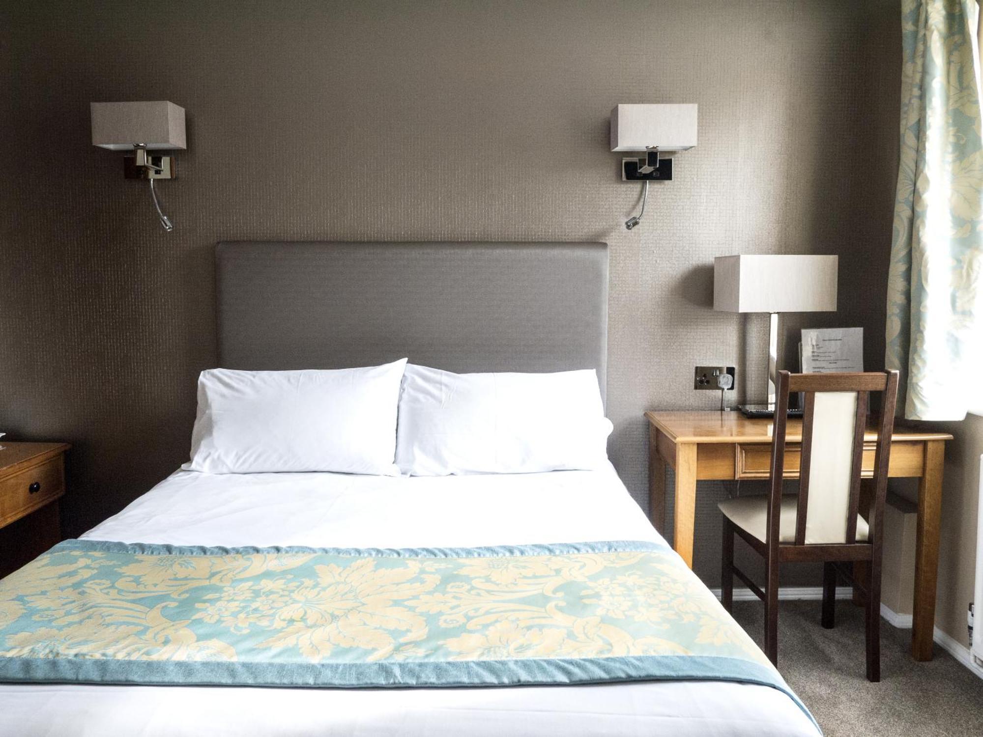 Double Room,1566916721:JPEG