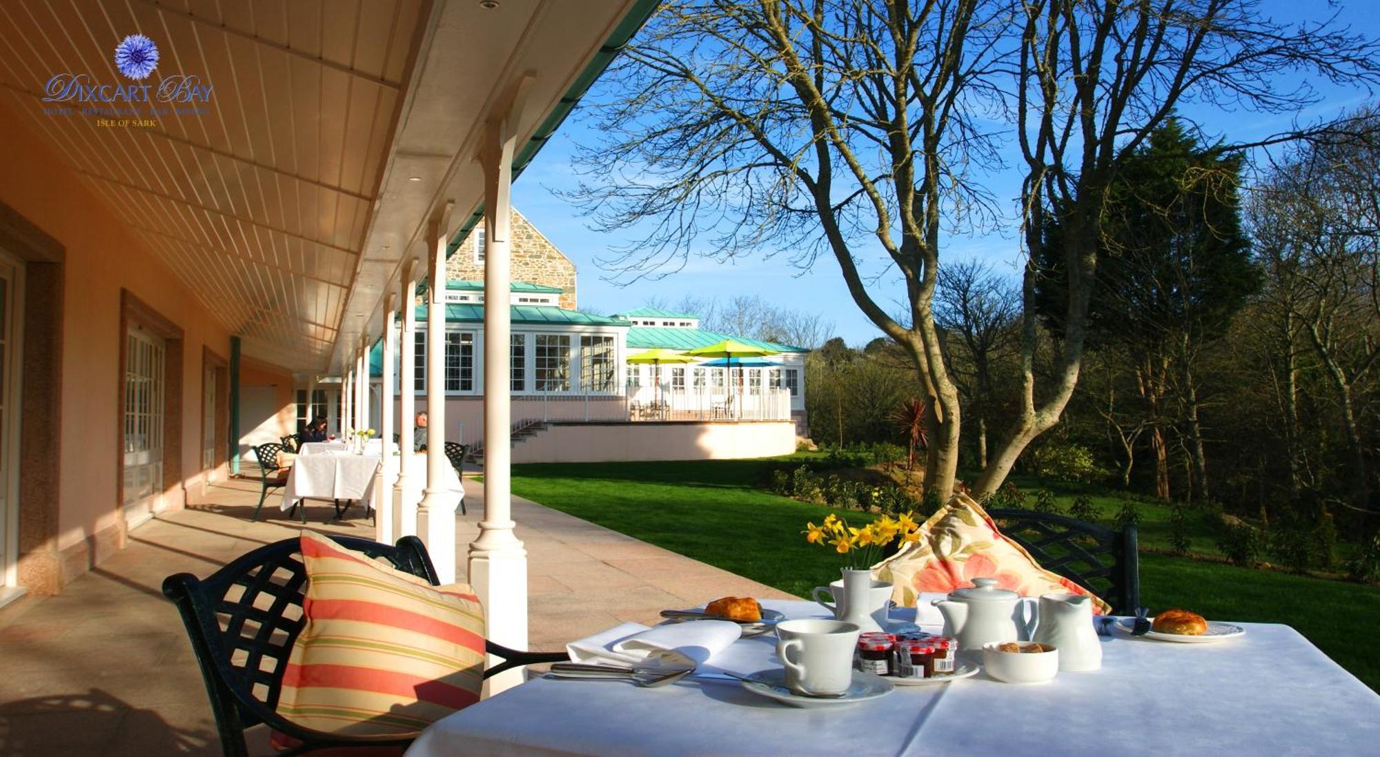 Deluxe Double or Twin Room with Garden View