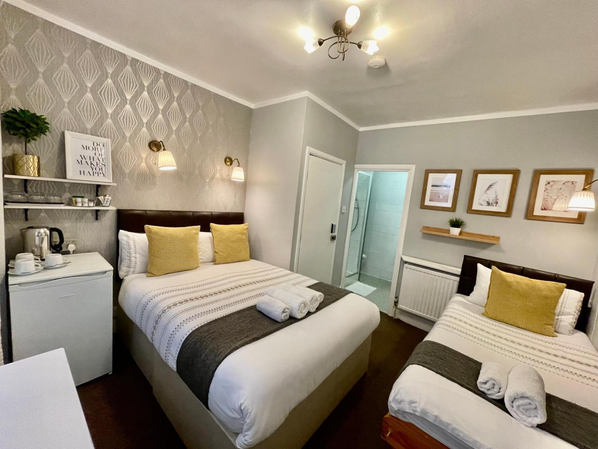 Basic Triple Room,1192766920:JPEG