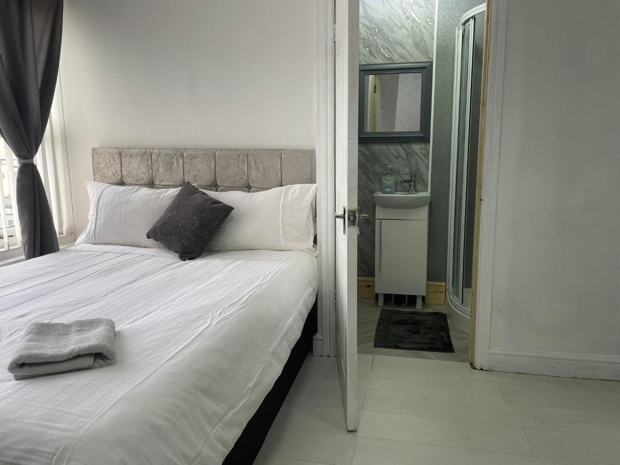 Doppelzimmer mit eigenem Bad