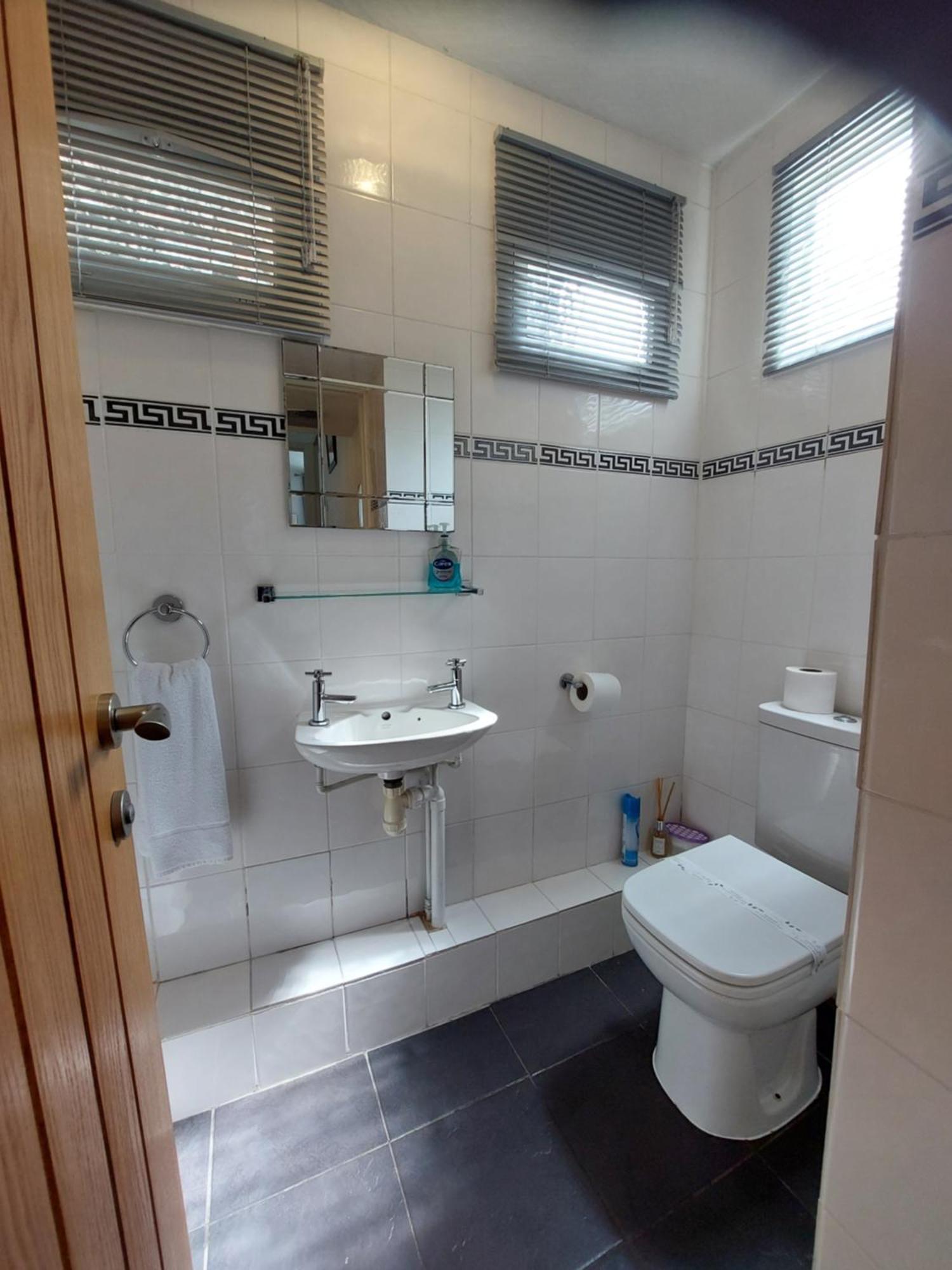 Double Room with Private External Bathroom,1586826677:JPEG