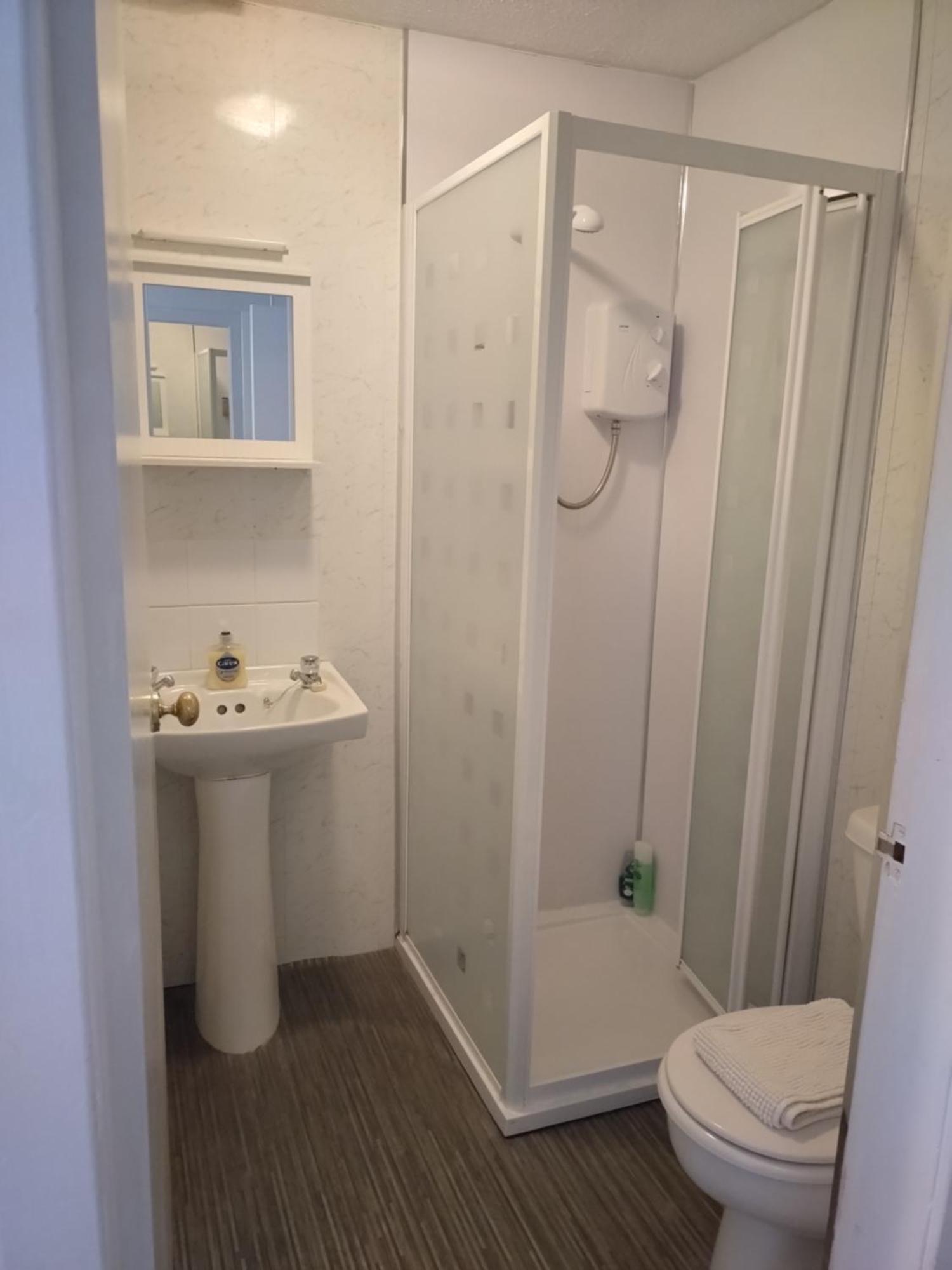Single Room with Private Bathroom