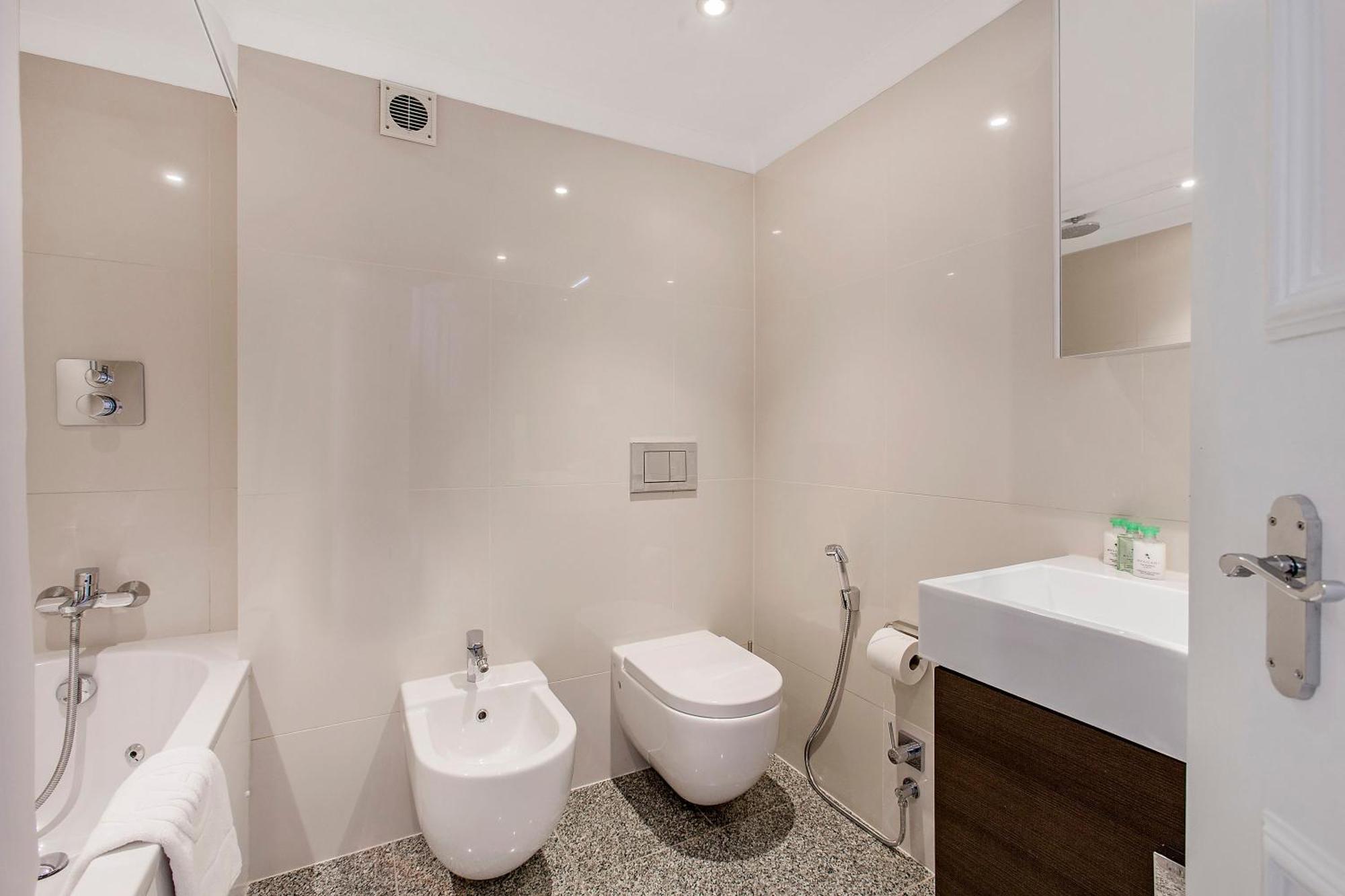 One-Bedroom Apartment,1589146975:JPEG