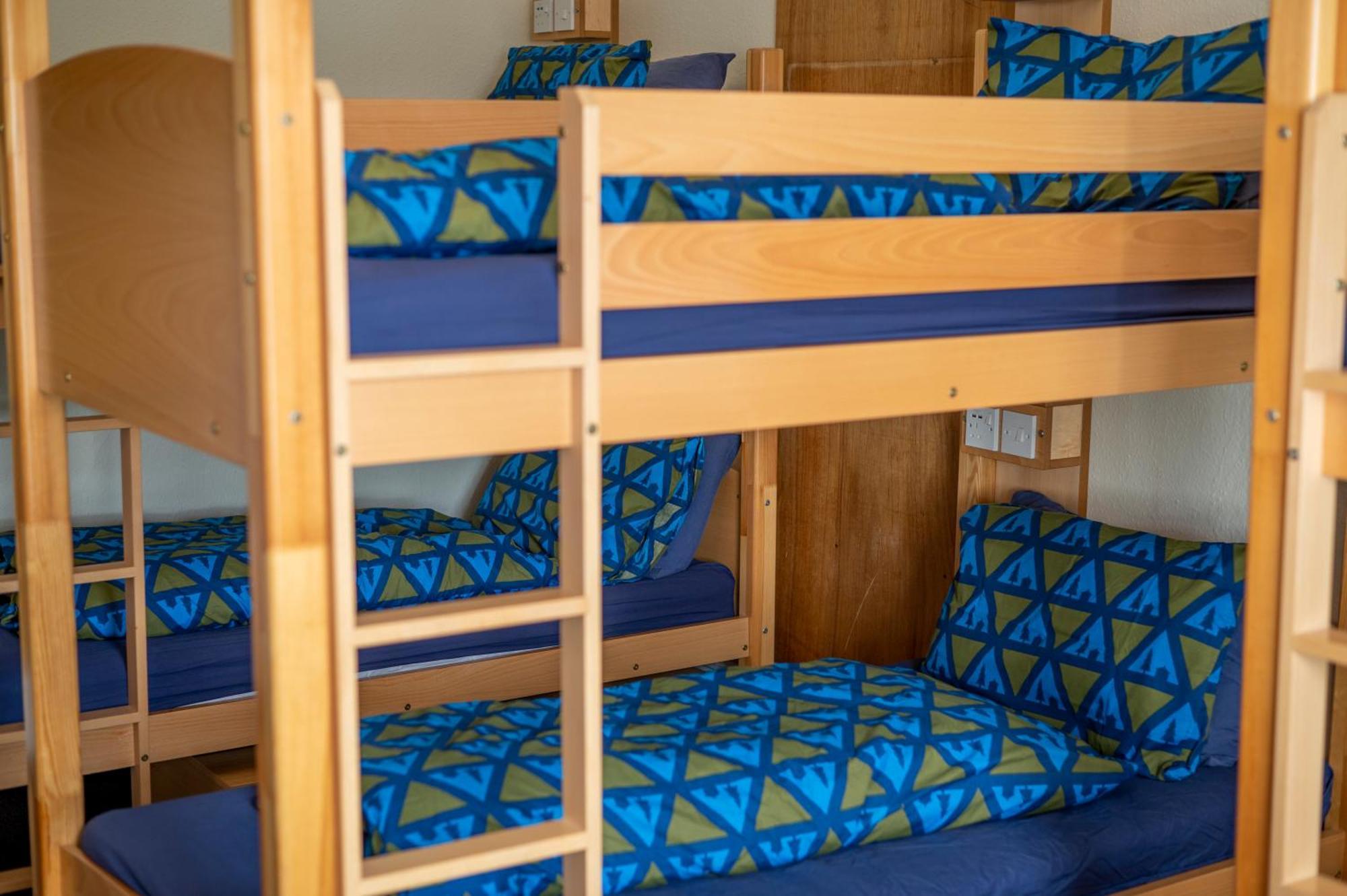 Bed Female Dormitory Room