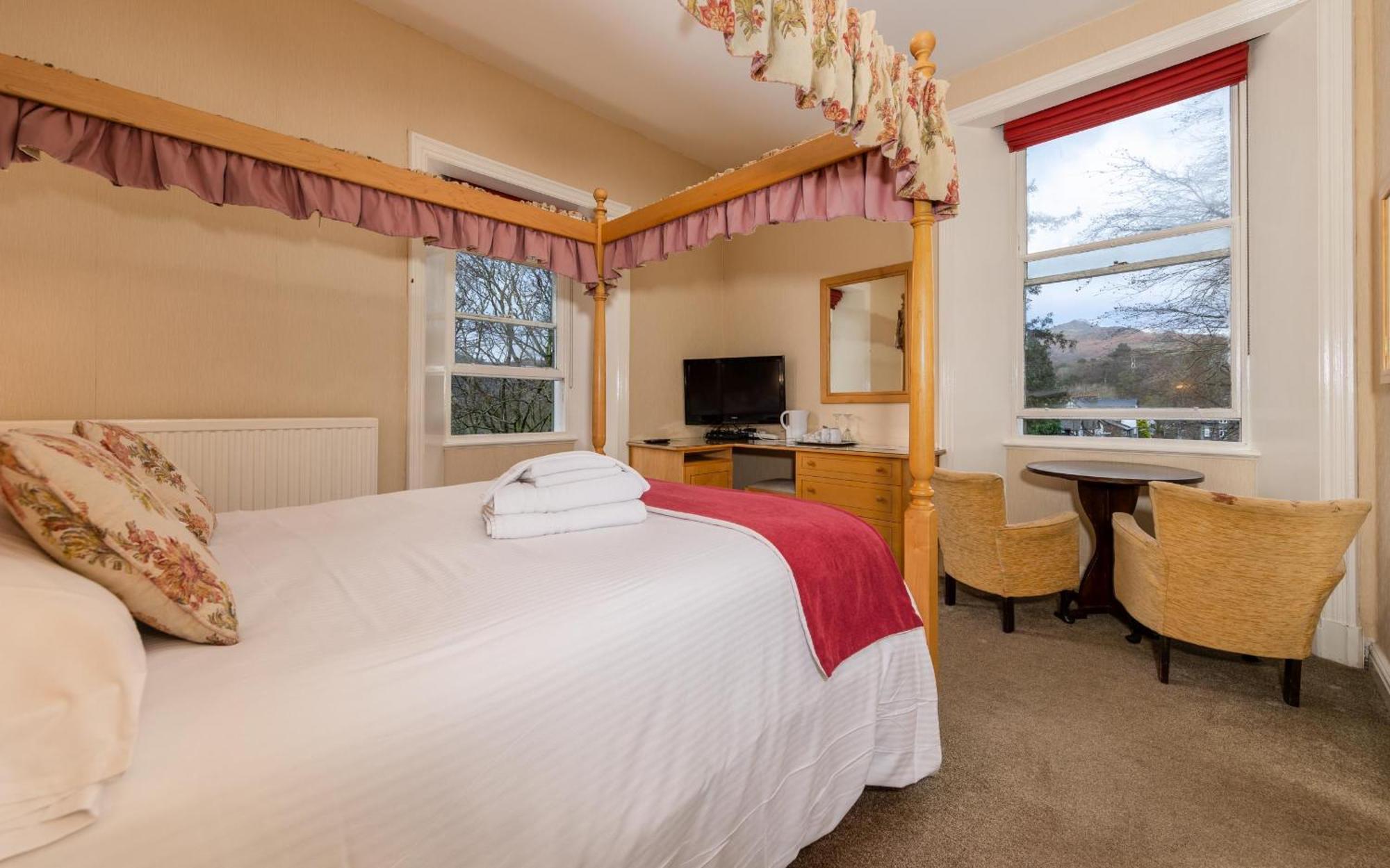 King Room,1596083323:JPEG