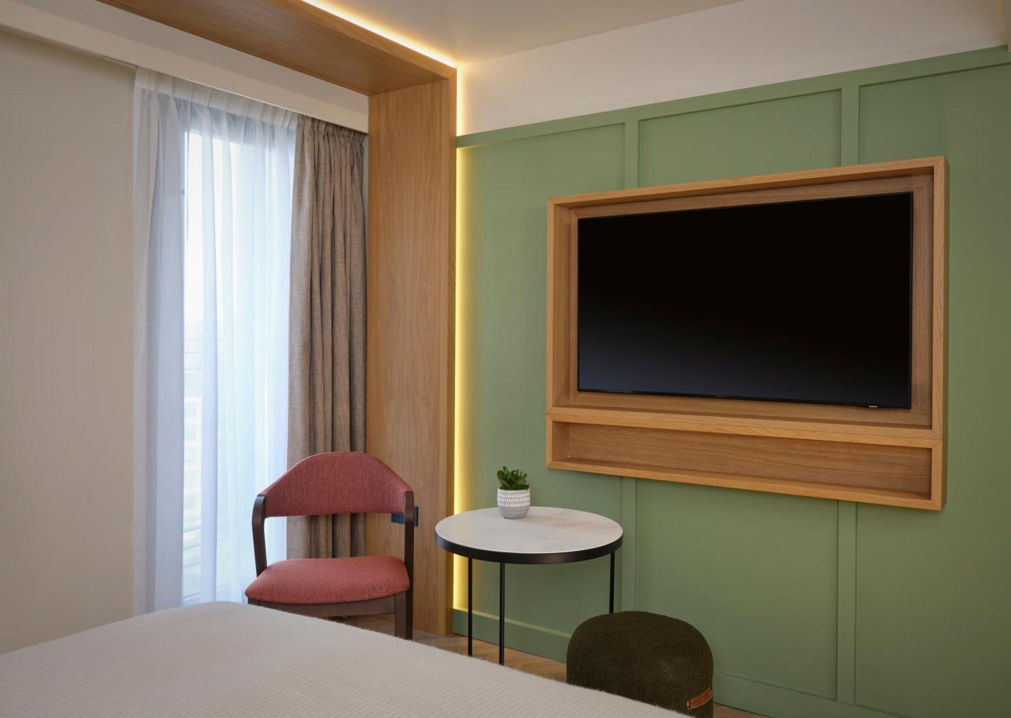 Deluxe Tweepersoonskamer met 2 Aparte Bedden en Uitzicht op de Stad
