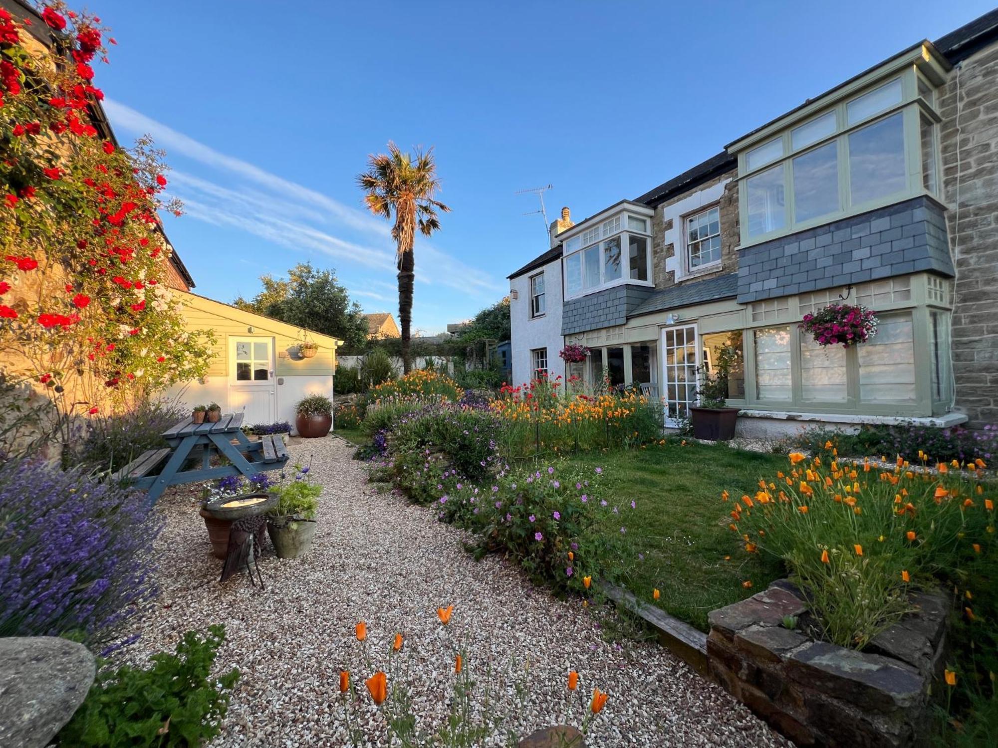 King Room Garden View
