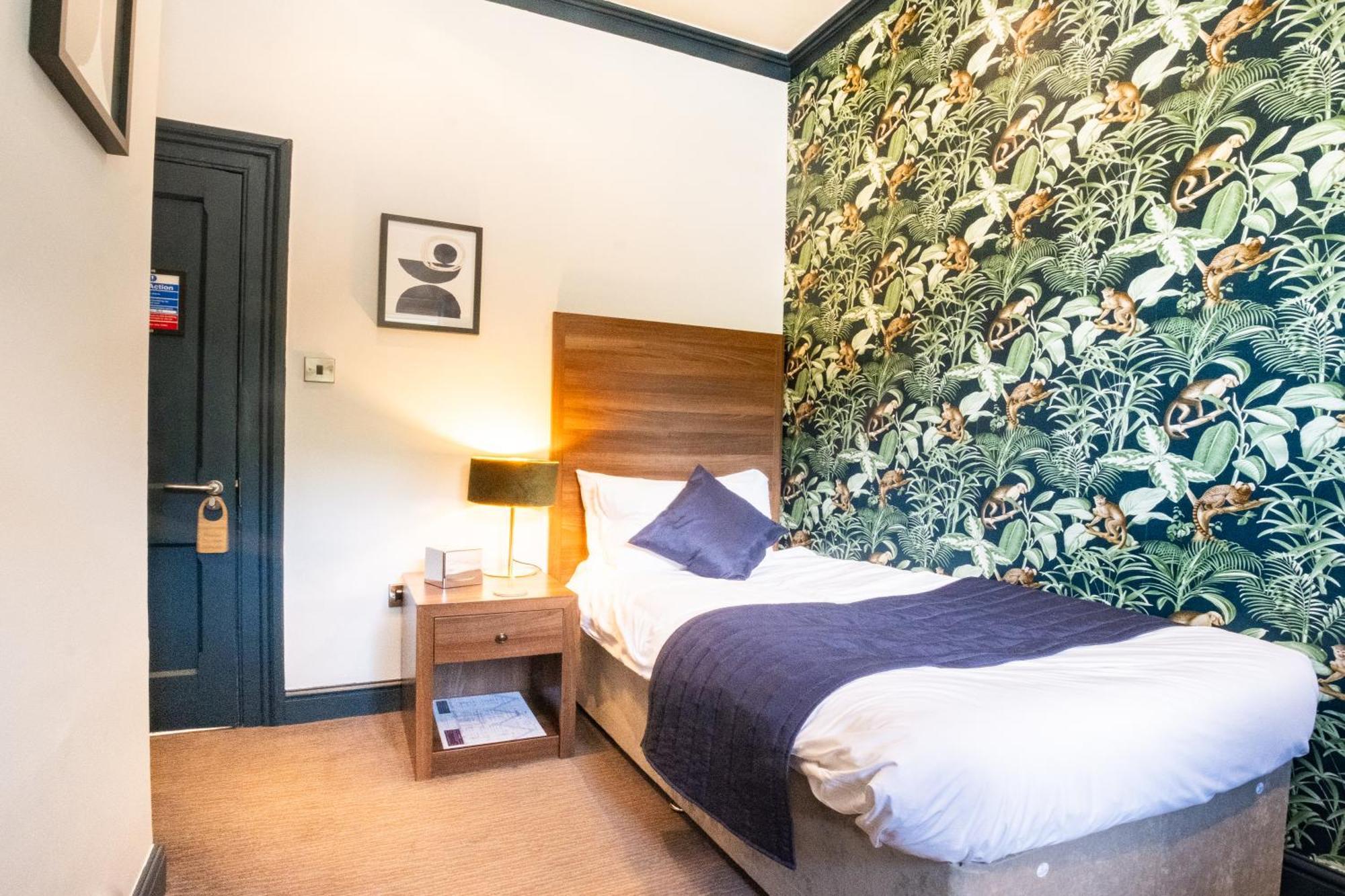 Single Room,1603016133:JPEG