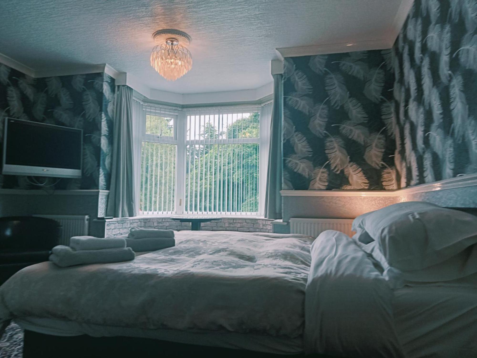 Deluxe Double Room,1602356313:JPEG