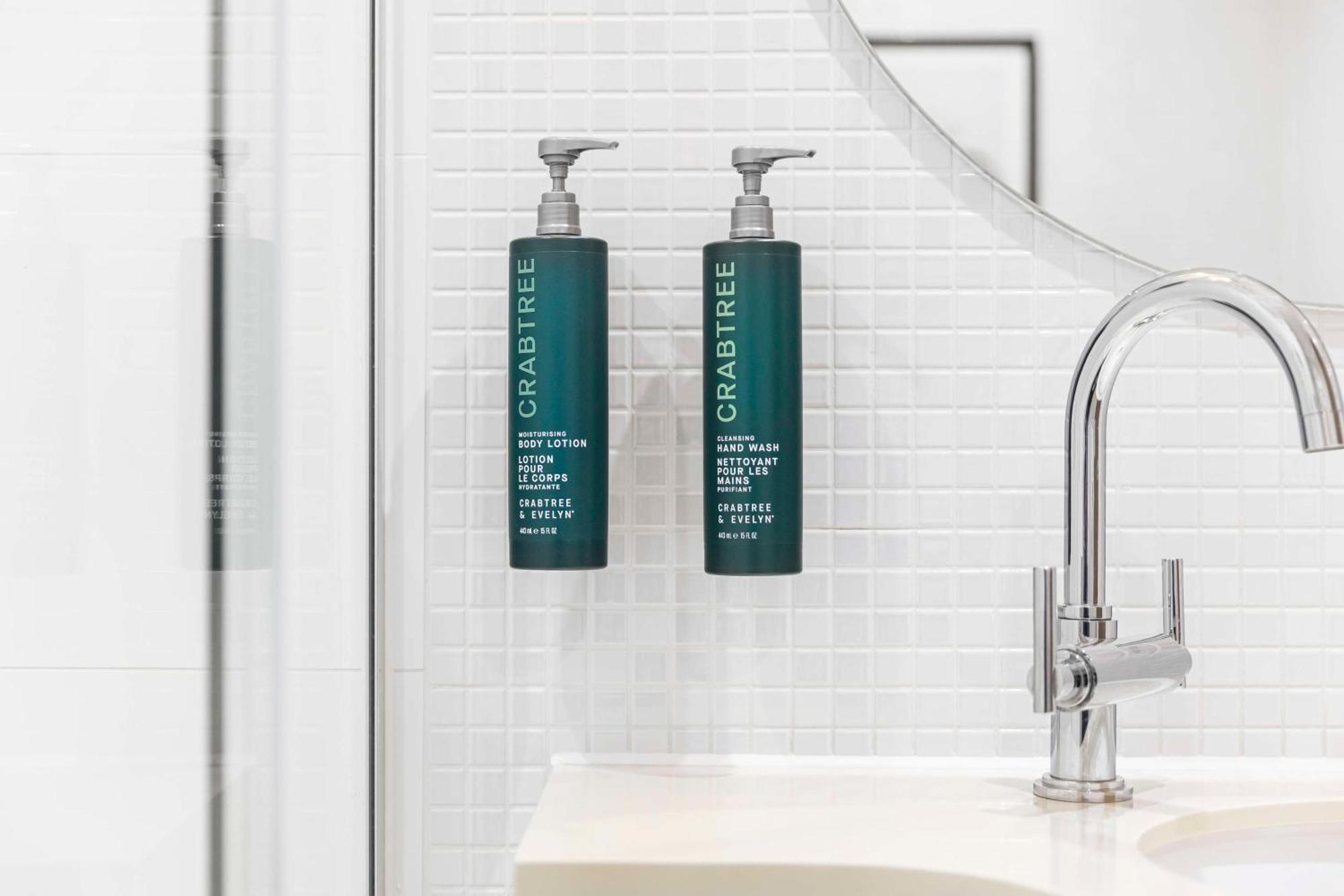 King Guest Room,1604073186:JPEG