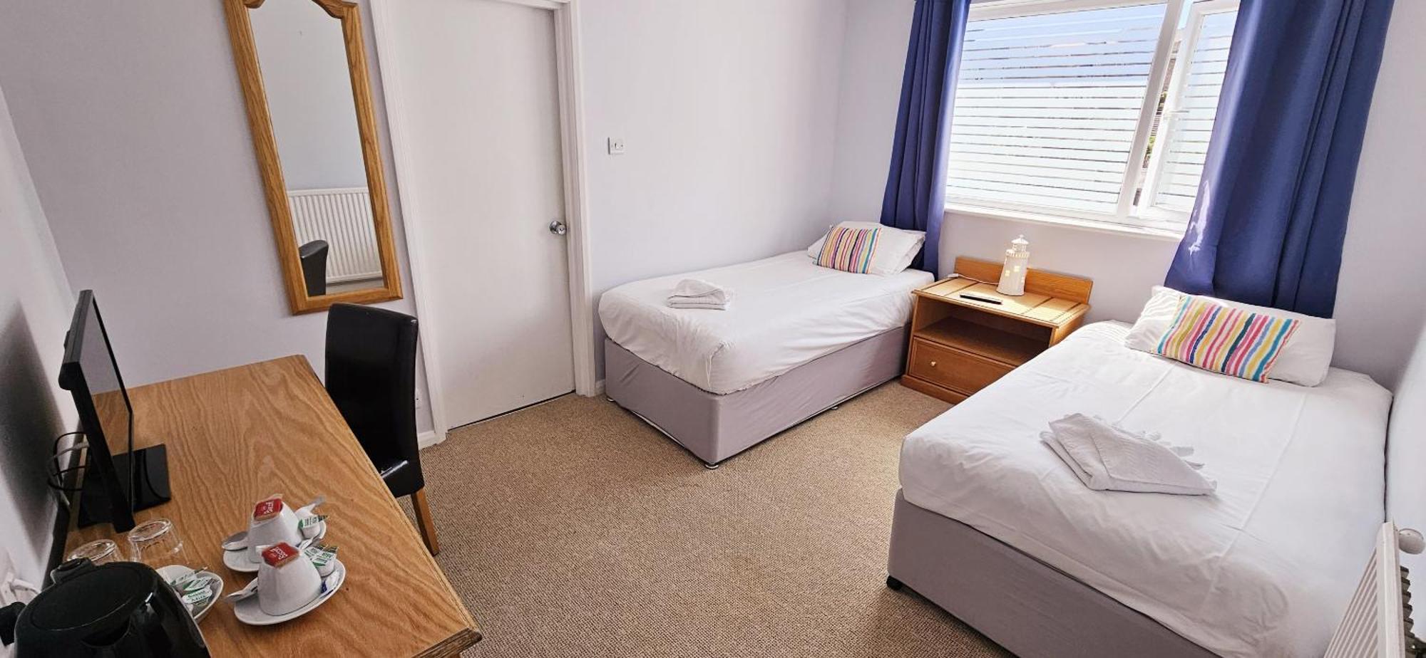 Standard Twin Room,1604138775:JPEG