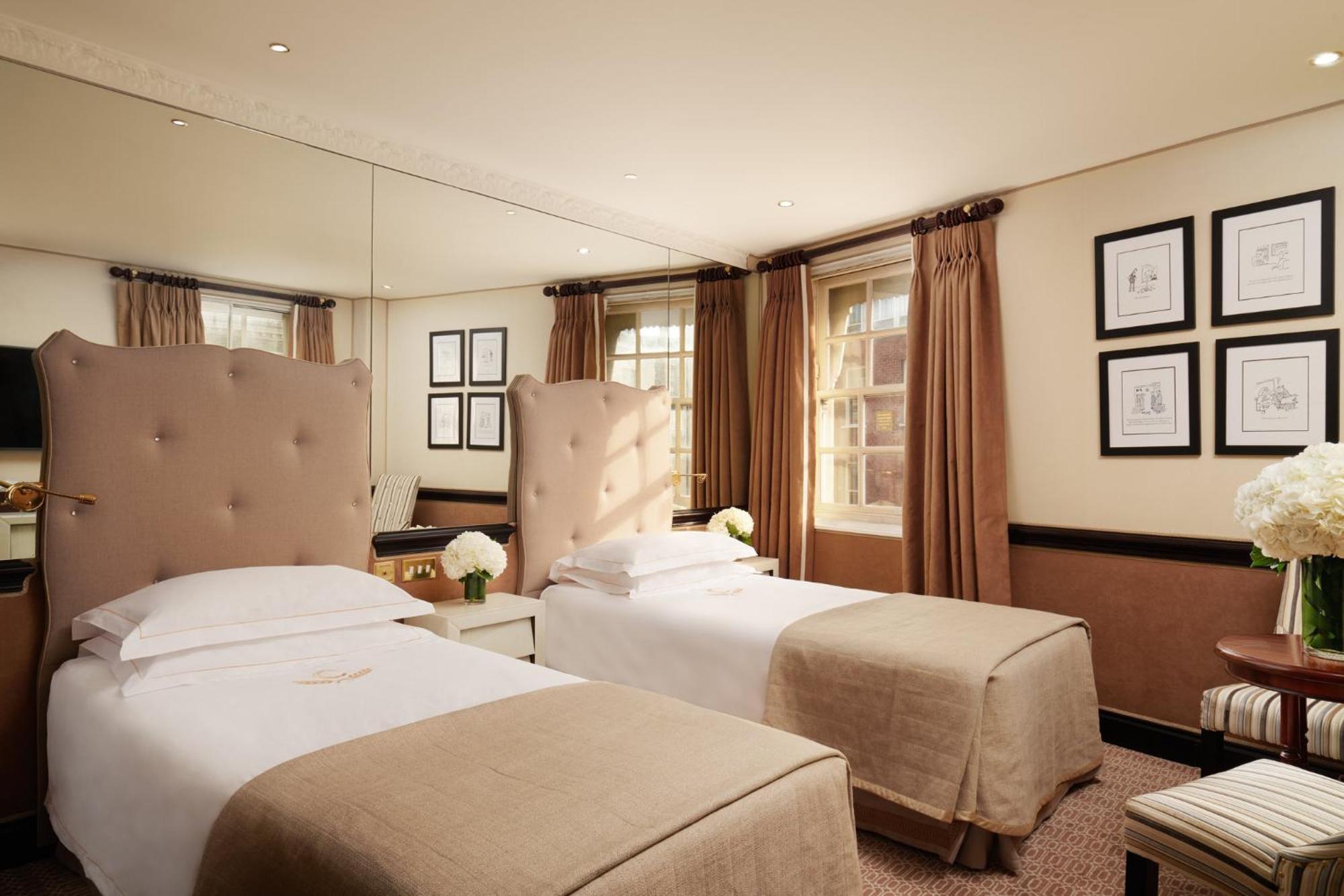 Twin Room,1770437759:JPEG