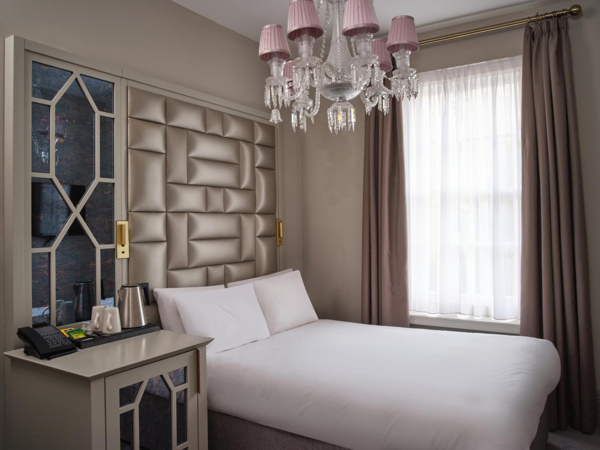 Boutique Cosy Room,1606561562:JPEG