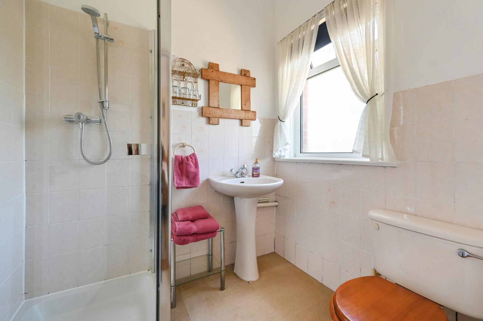 Double or Twin Room with Shower,1606603933:JPEG