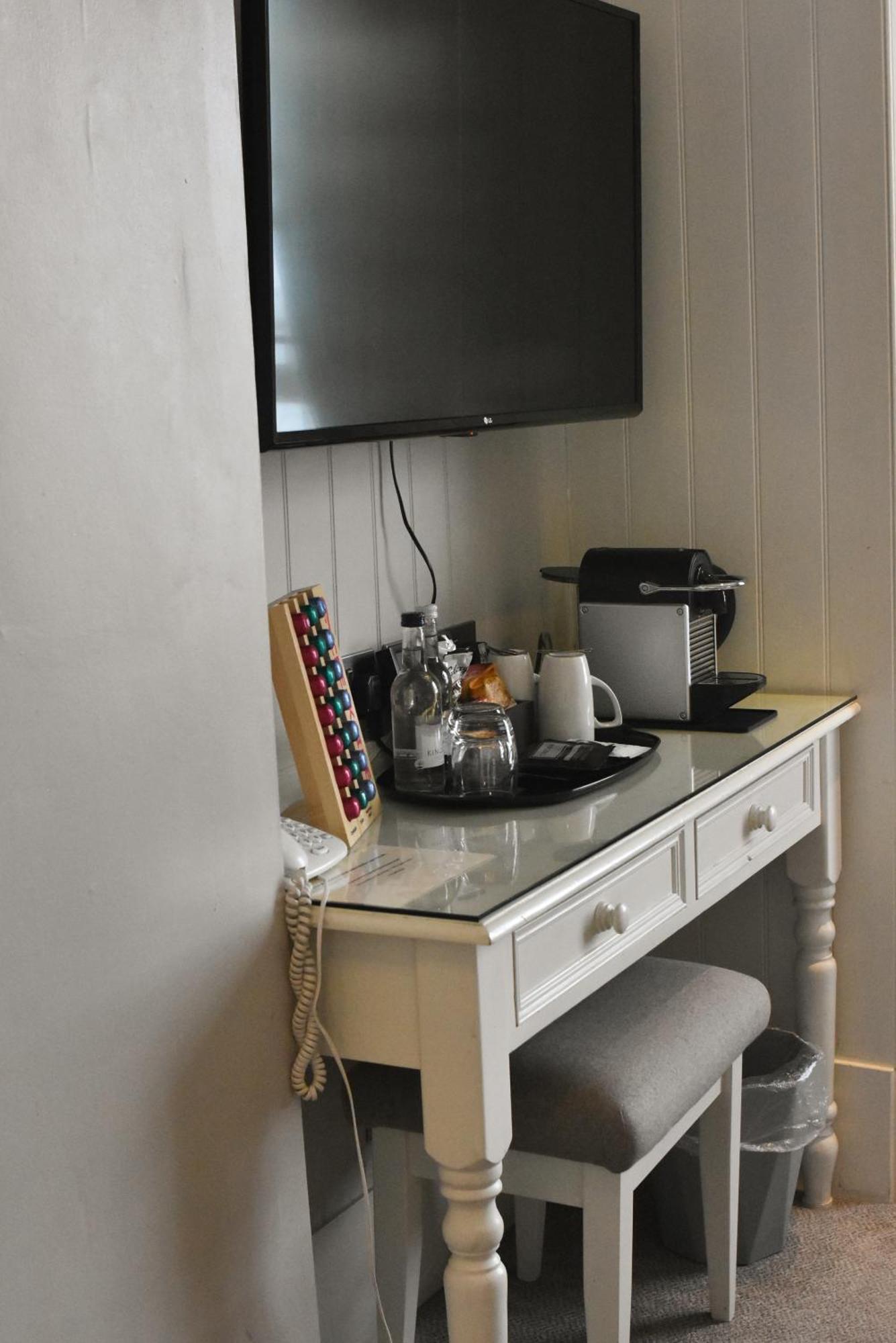 Double or Twin Room with Sea View,1657859088:JPEG