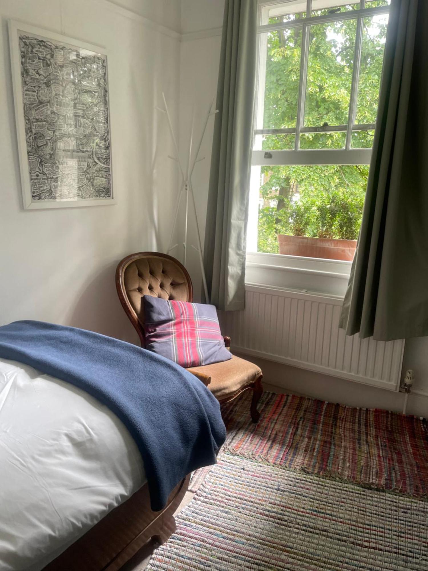 Single Room,1611160122:JPEG