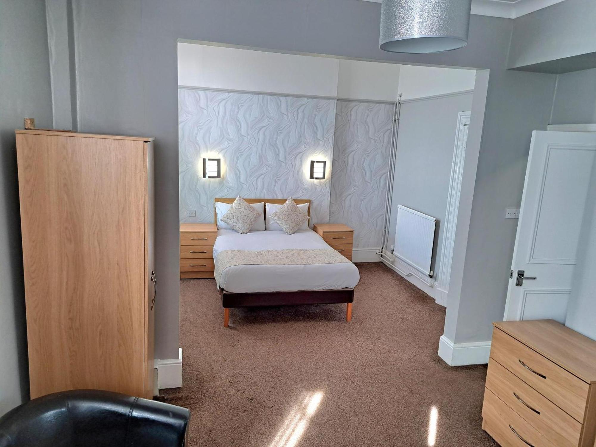 Standard Family Room,1616871592:JPEG