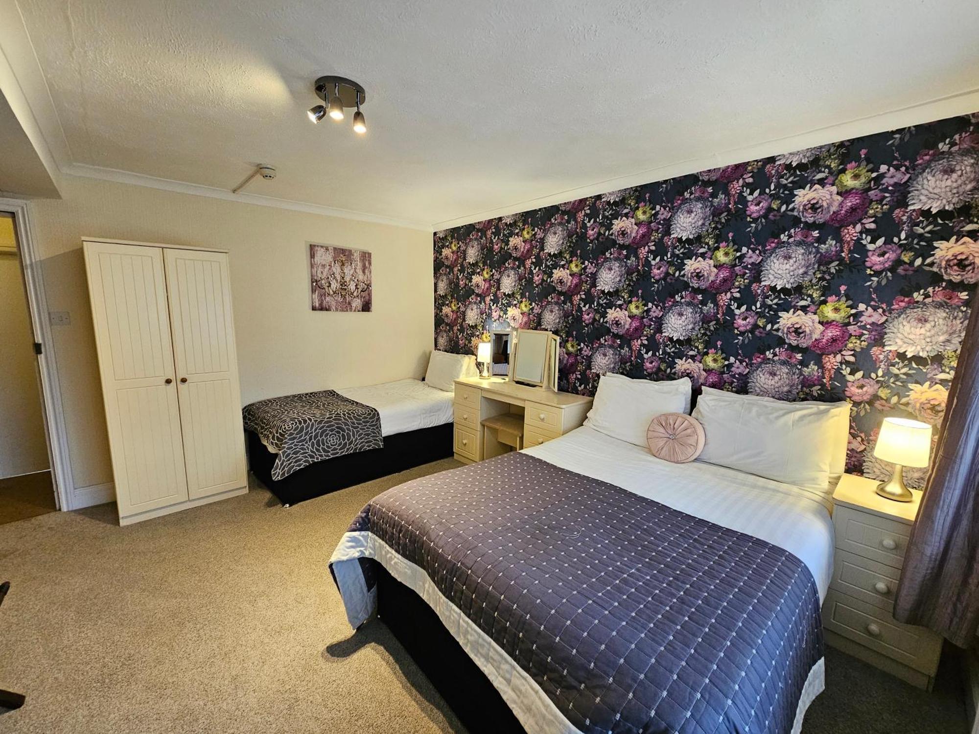 Standard Family Room,1617459038:JPEG