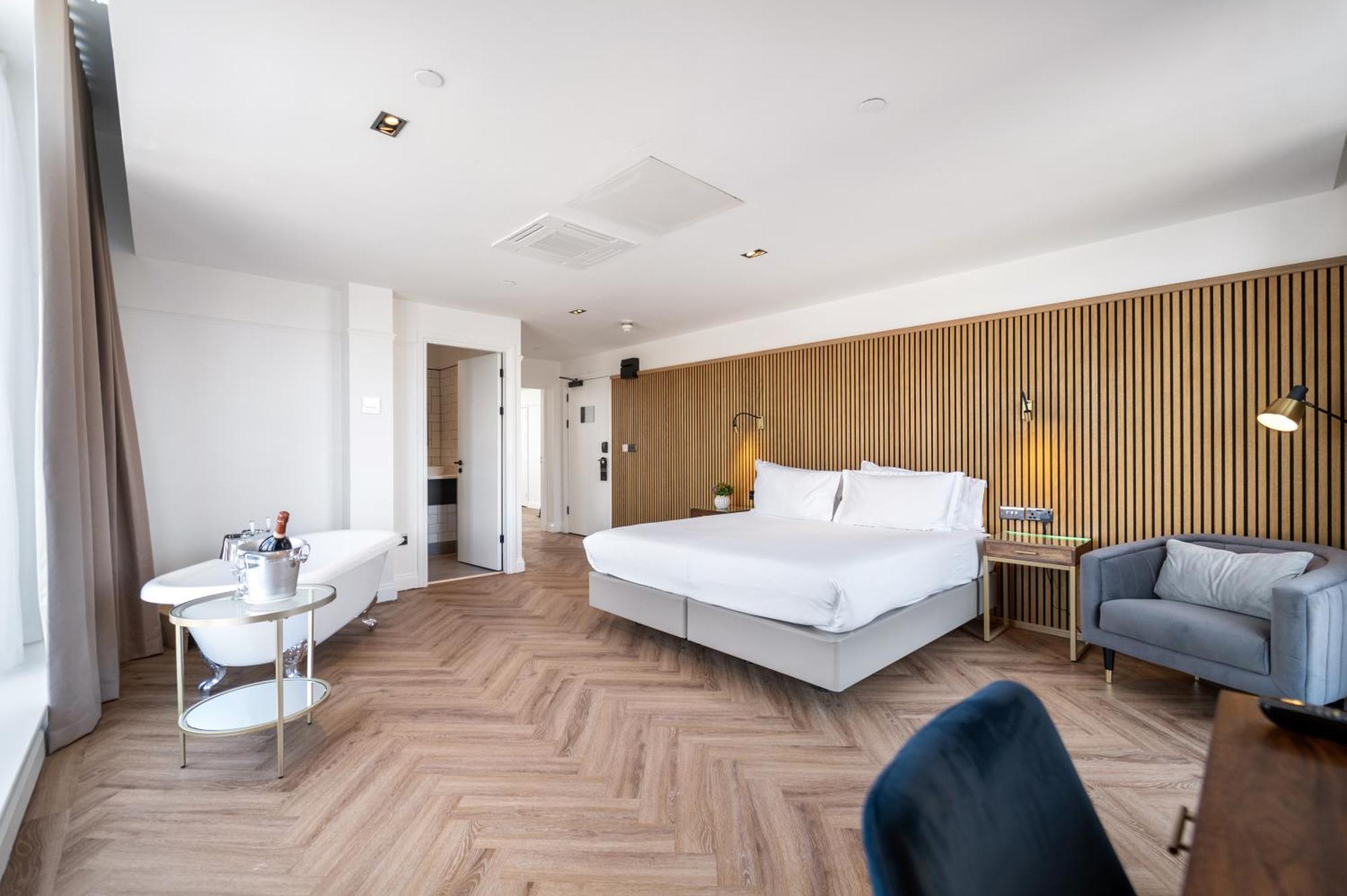 Penthouse Suite met 1 Slaapkamer met Tweepersoonsbed en Terras - Uitzicht op de Stad
