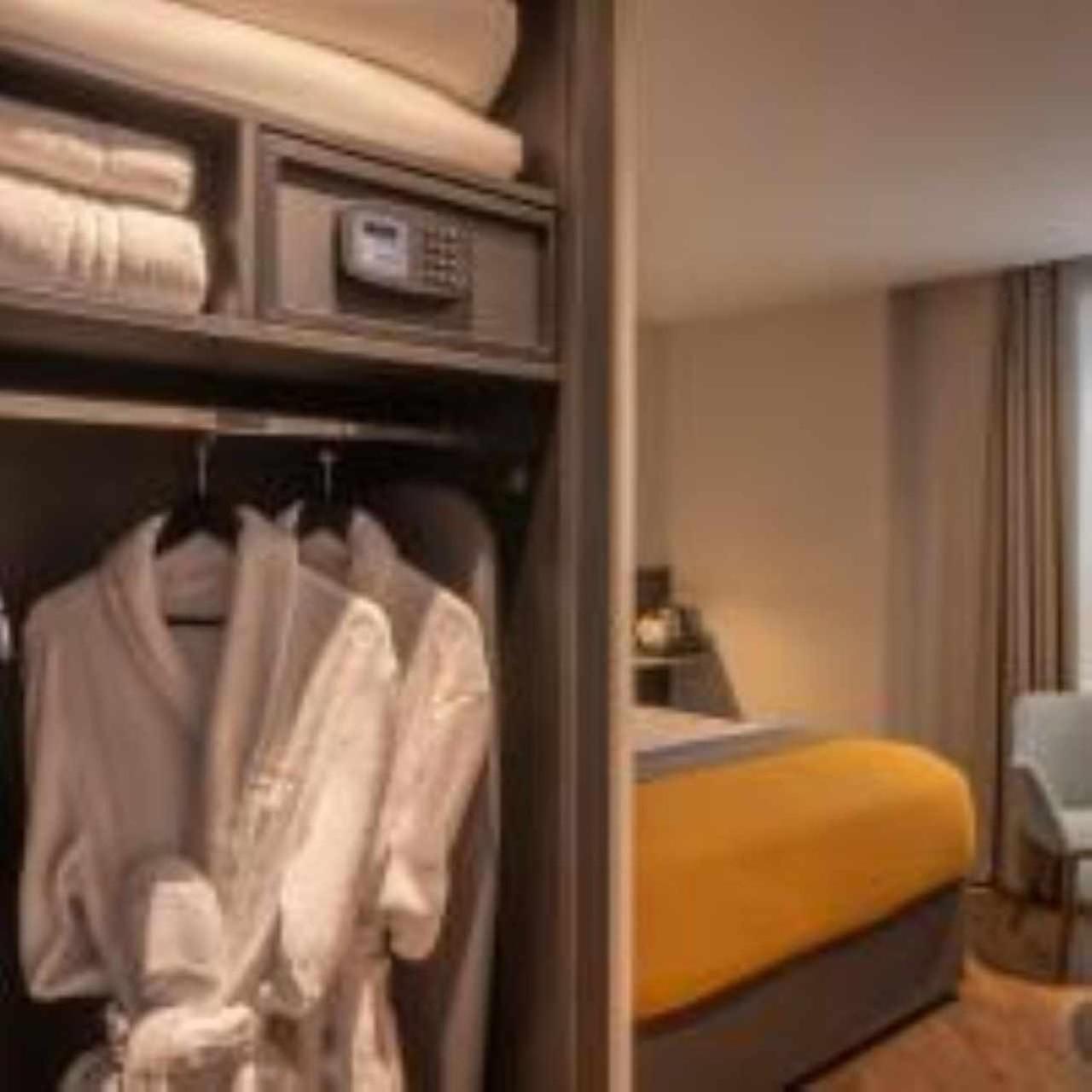 Executive King Room