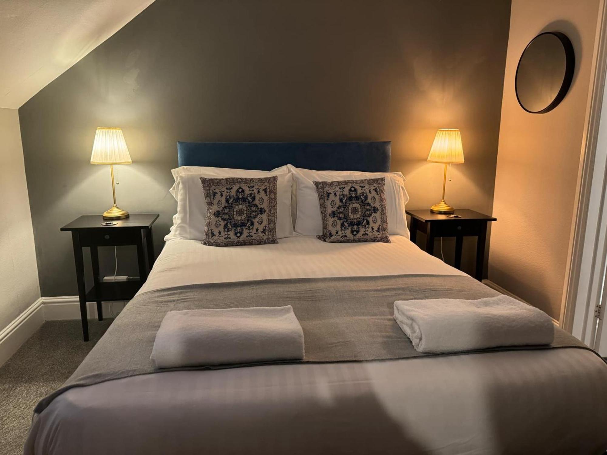 Double Room with Private Bathroom