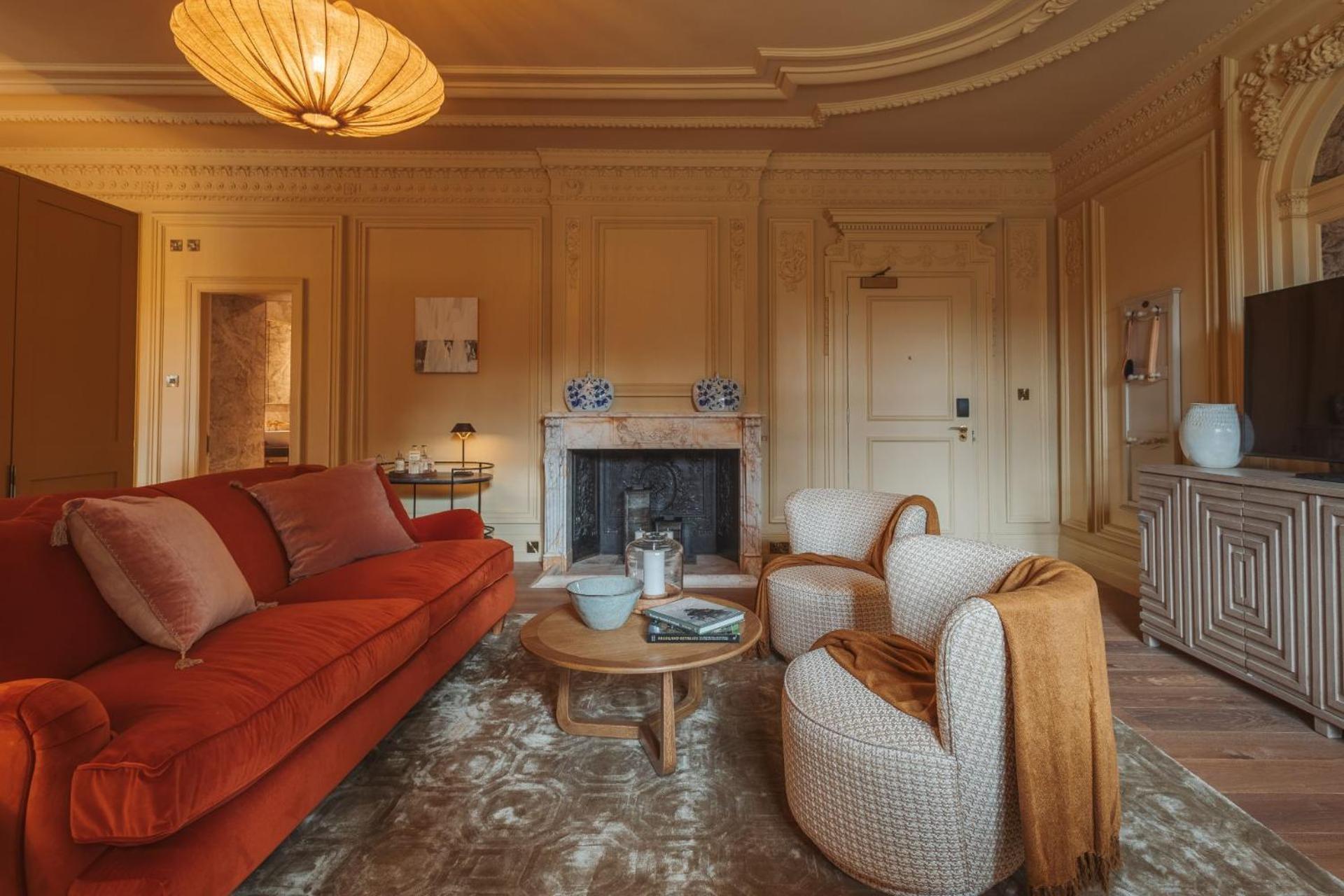 The Molyneaux Suite,1627203781:JPEG