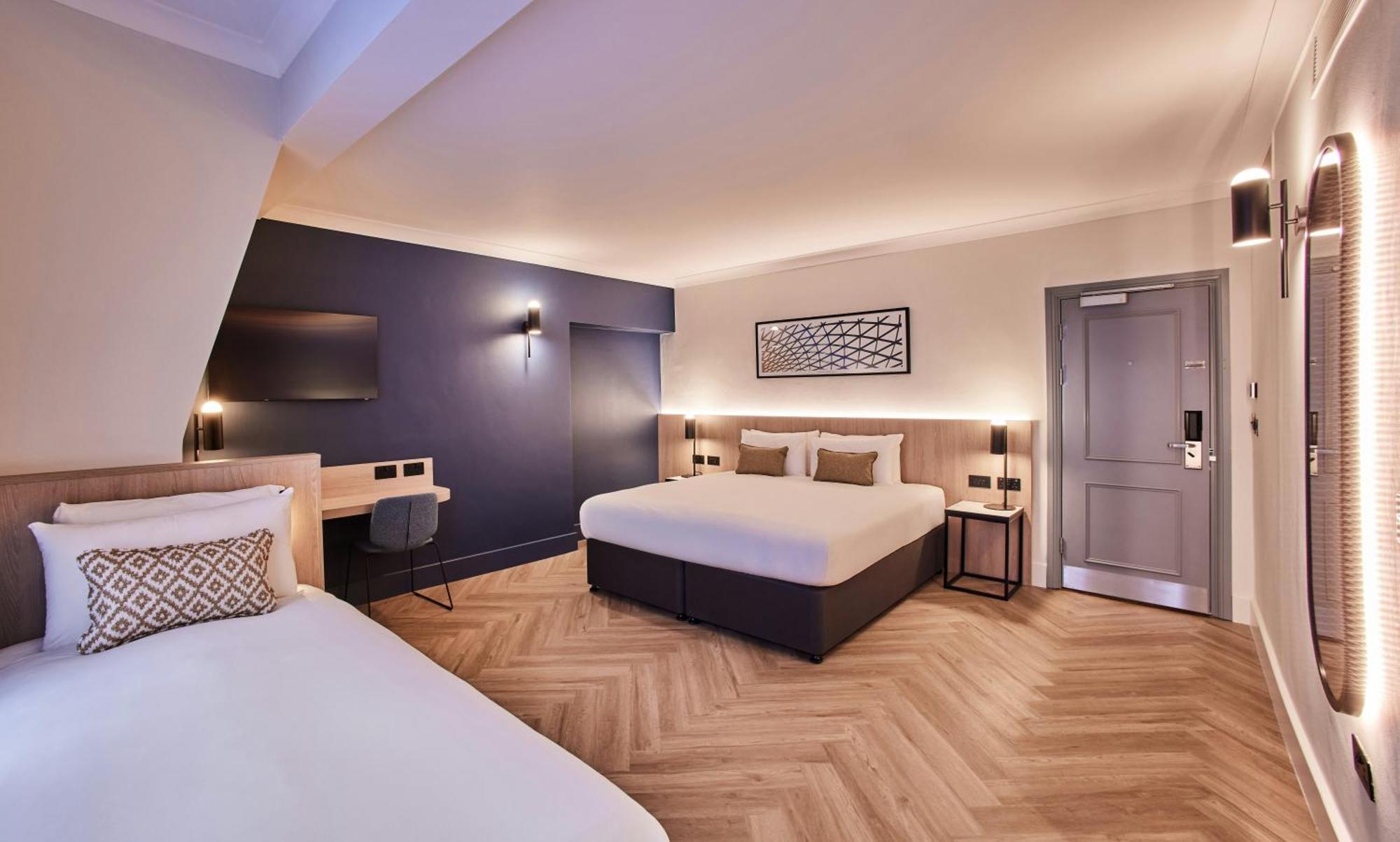 Deluxe Family Room,1631545389:JPEG