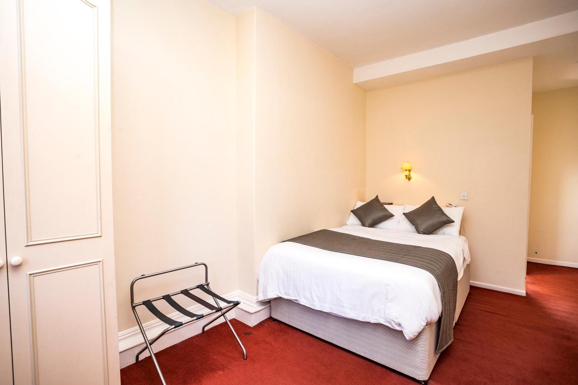 Double Room,1636735240:JPEG