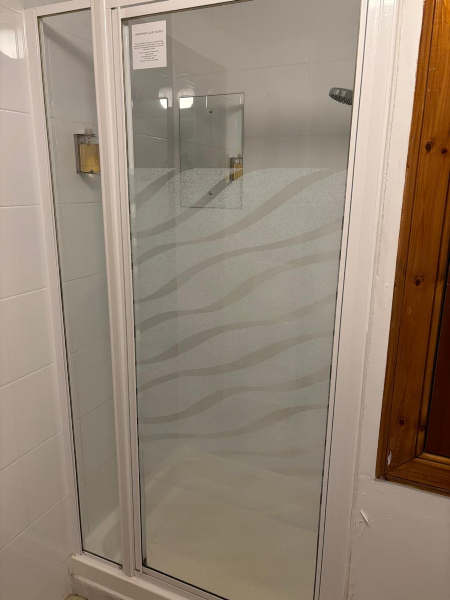 Deluxe Double Studio,1637728183:JPEG