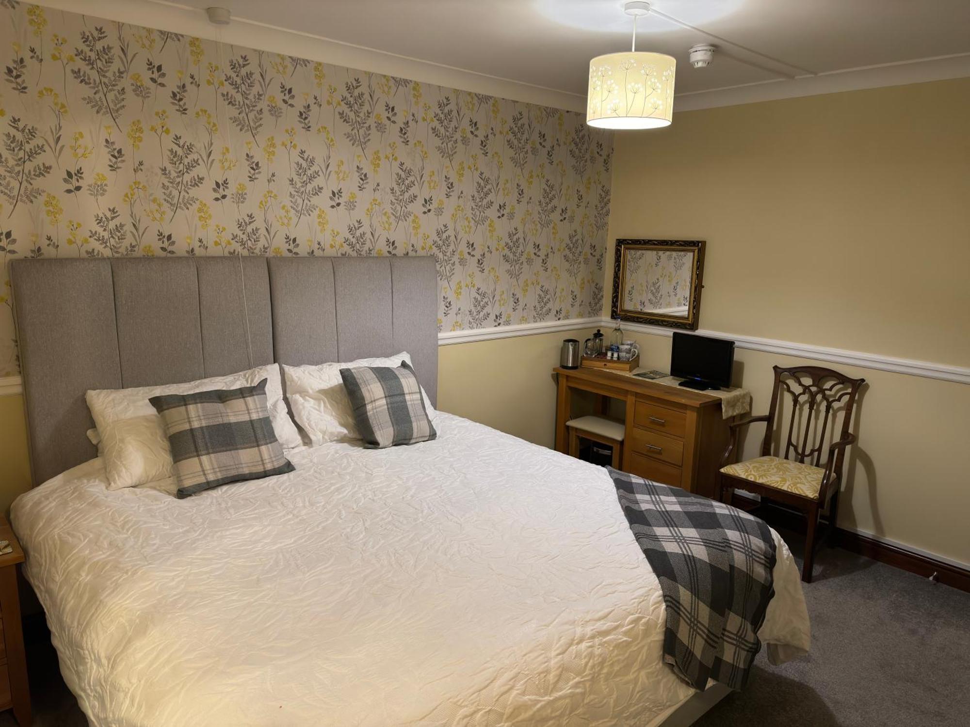 Double or Twin Room with Private Bathroom