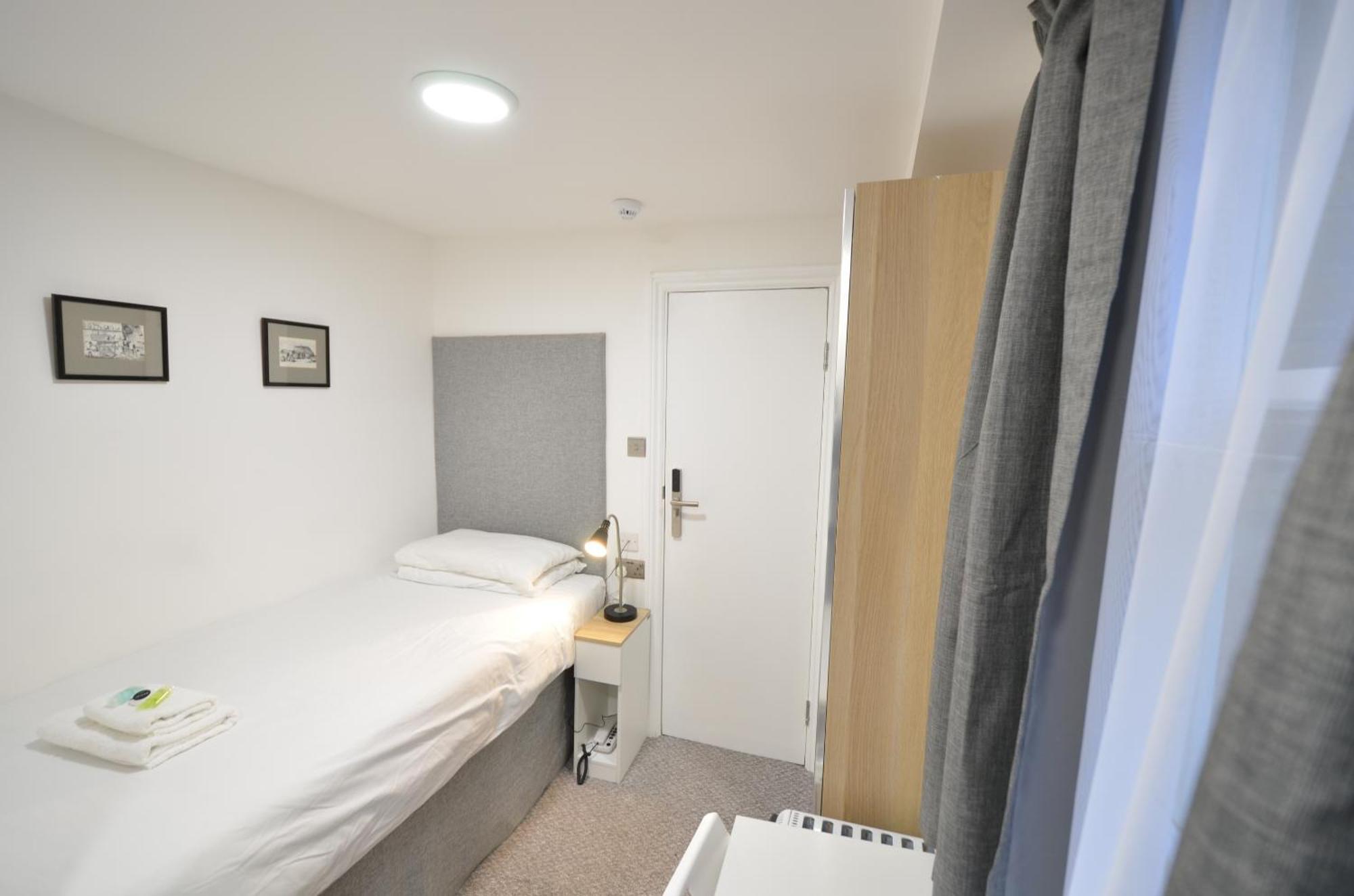 Small Single Room