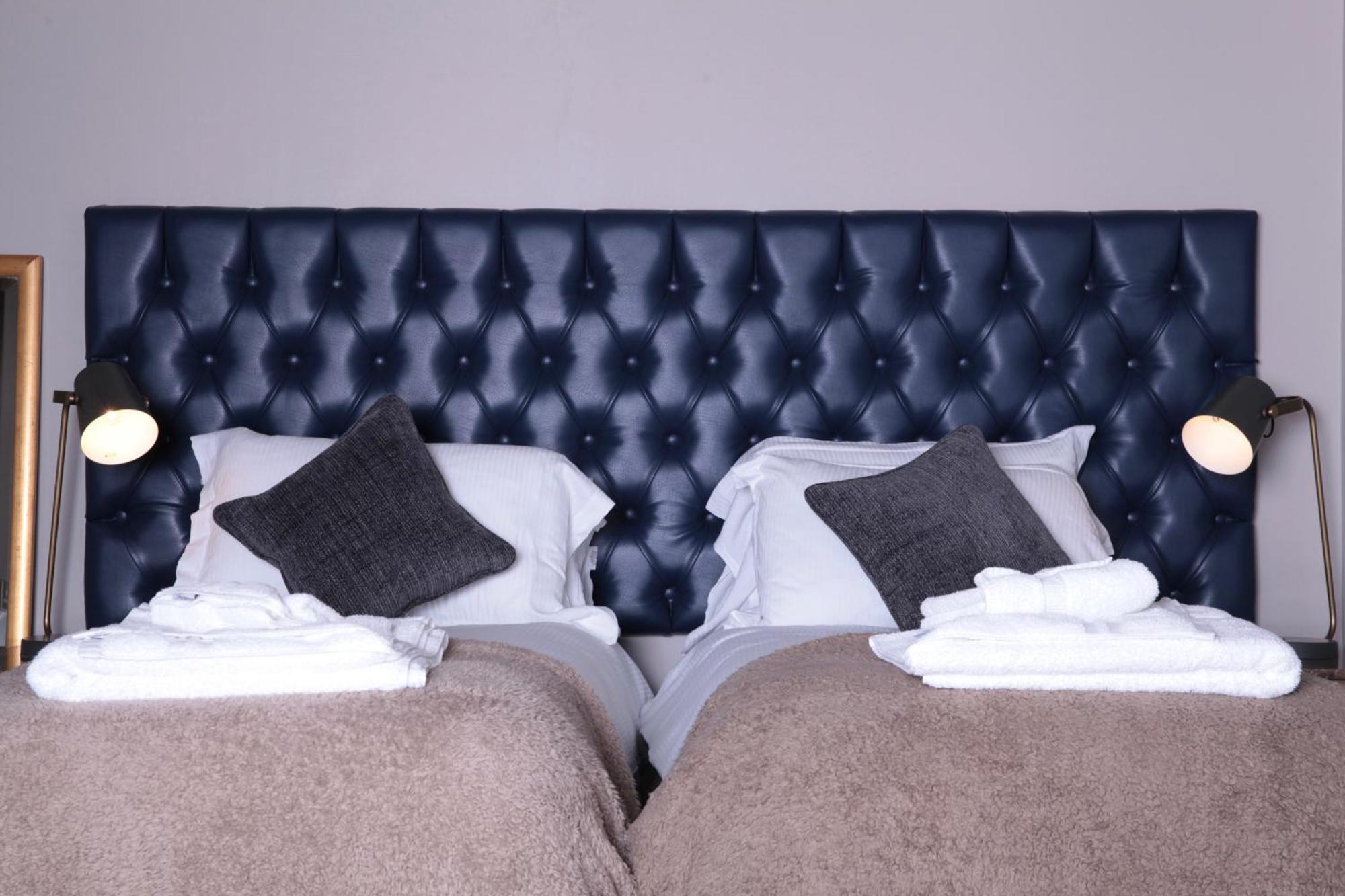 Twin Room,1182667729:JPEG