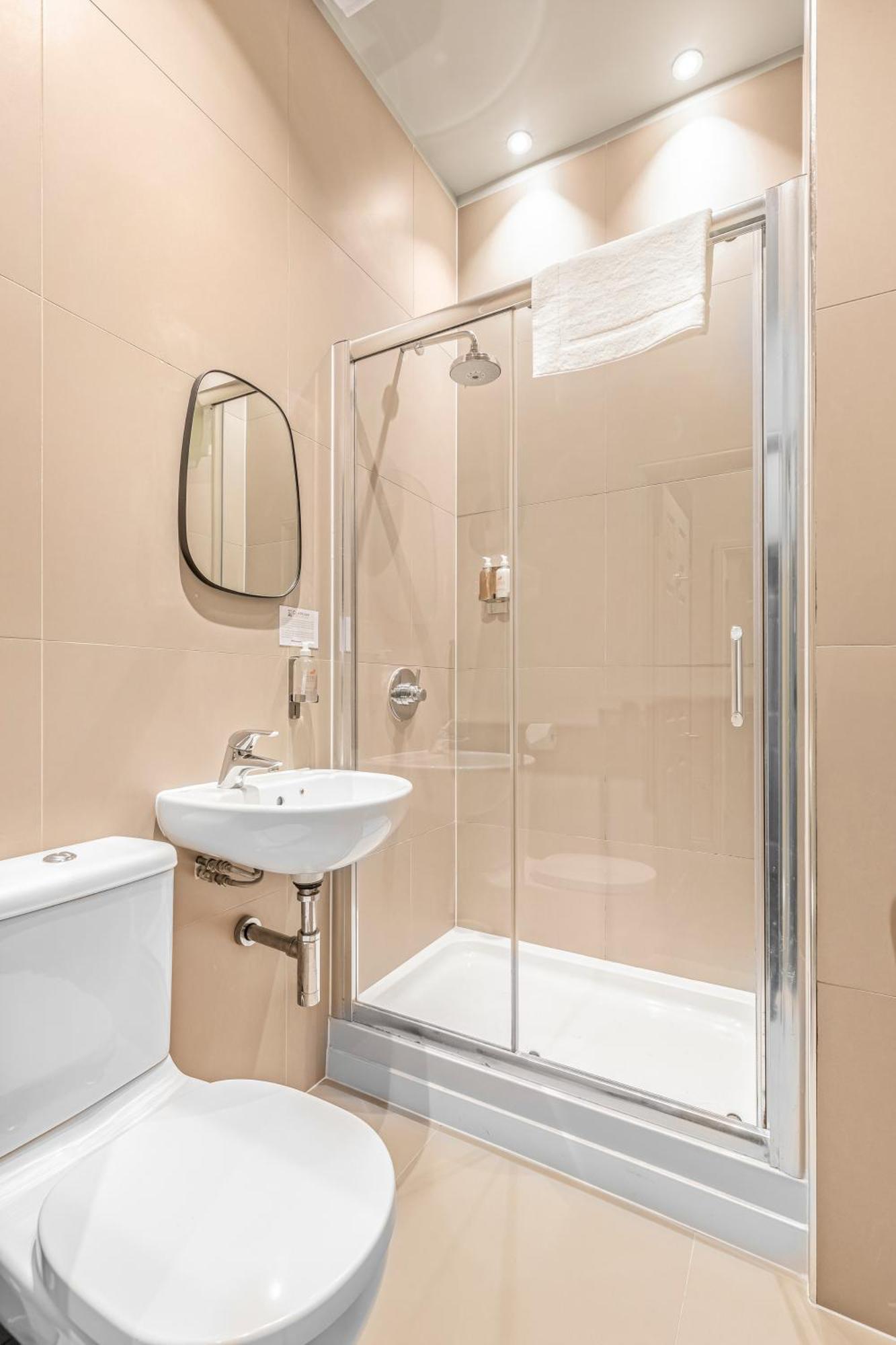 Superior Twin Room,1643151083:JPEG