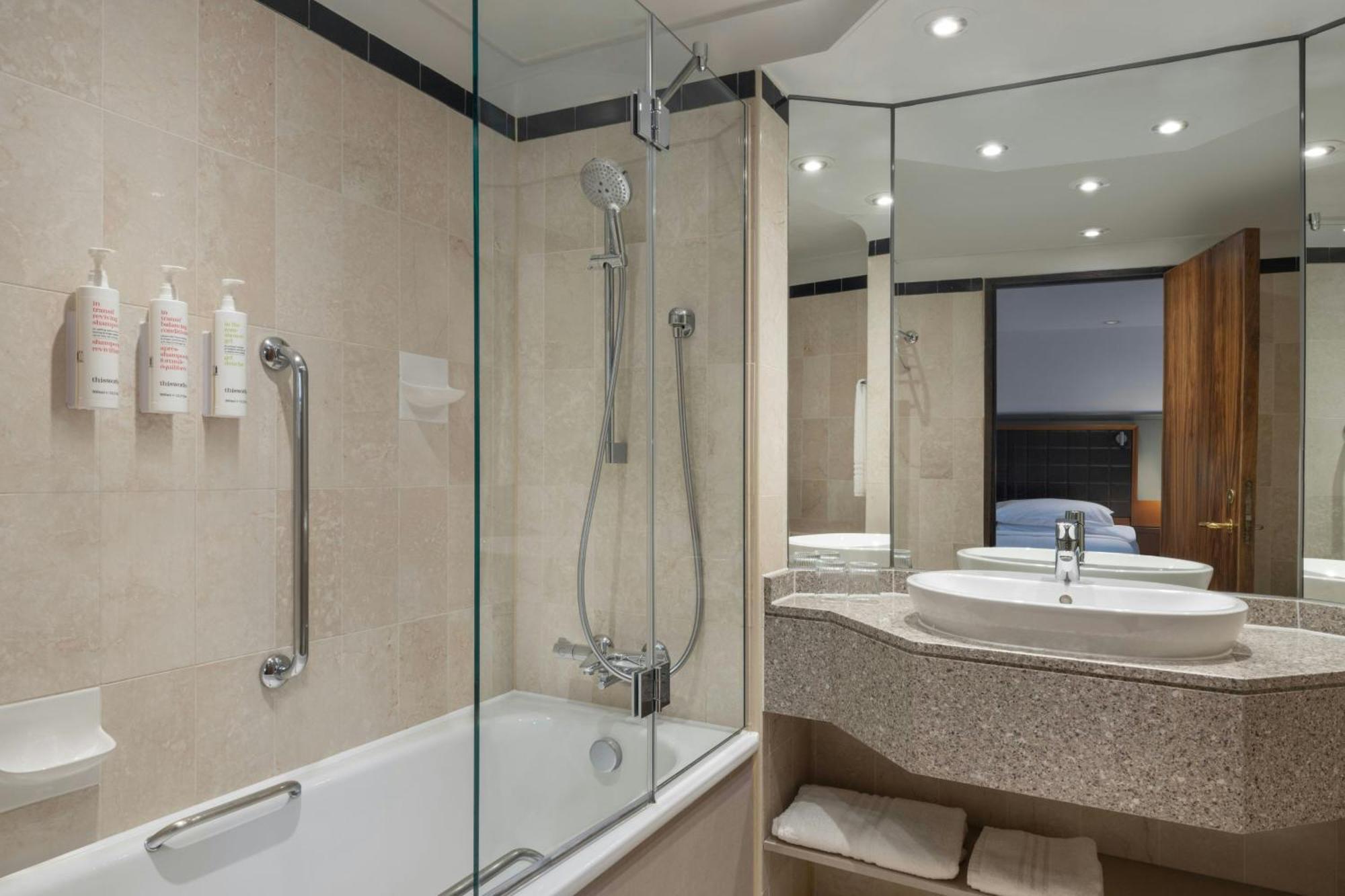 Rochester Suite met Uitzicht op de Stad - Toegang tot de Executive Lounge