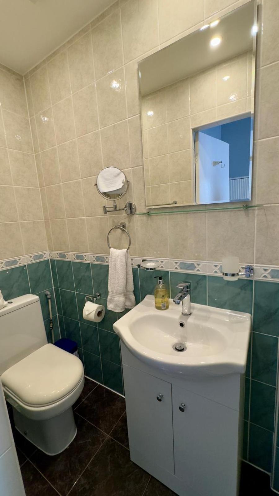 Quarto Twin Standard